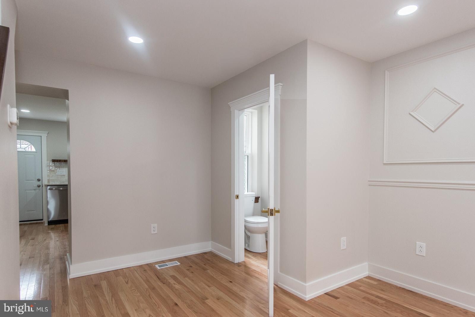 PORT RICHMOND - Residential