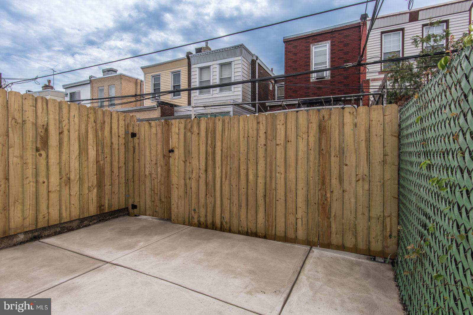 PORT RICHMOND - Residential