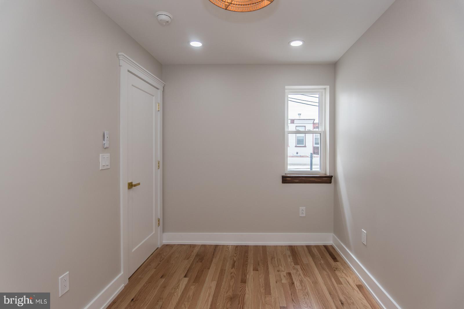 PORT RICHMOND - Residential