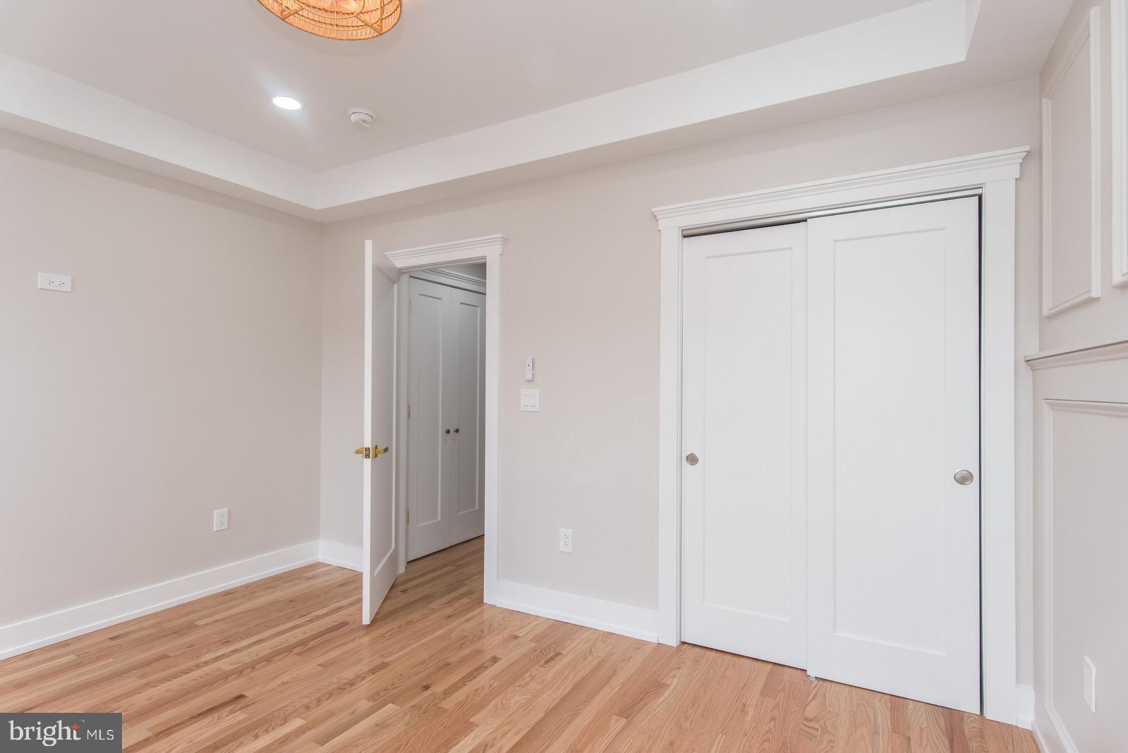 PORT RICHMOND - Residential