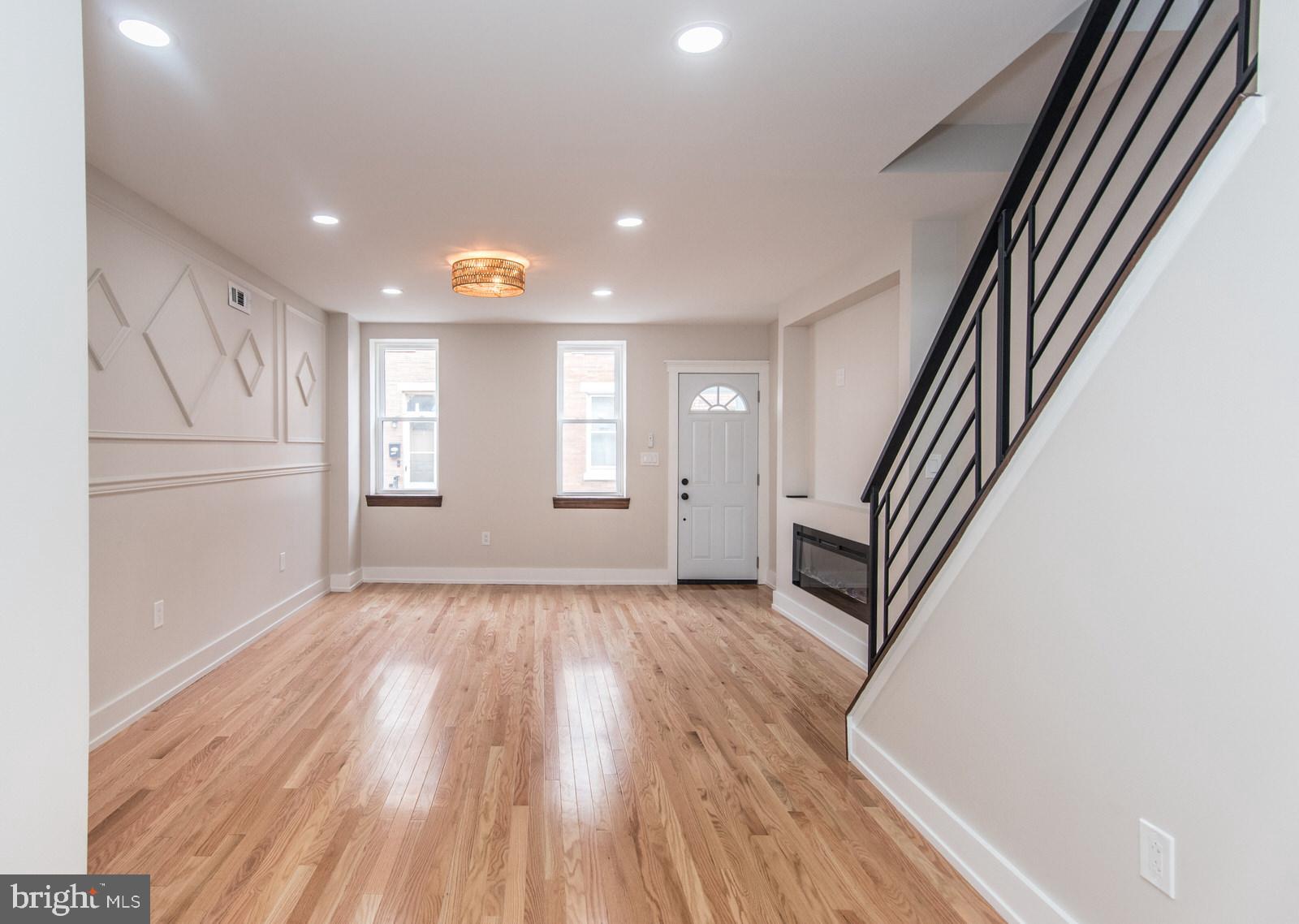 PORT RICHMOND - Residential