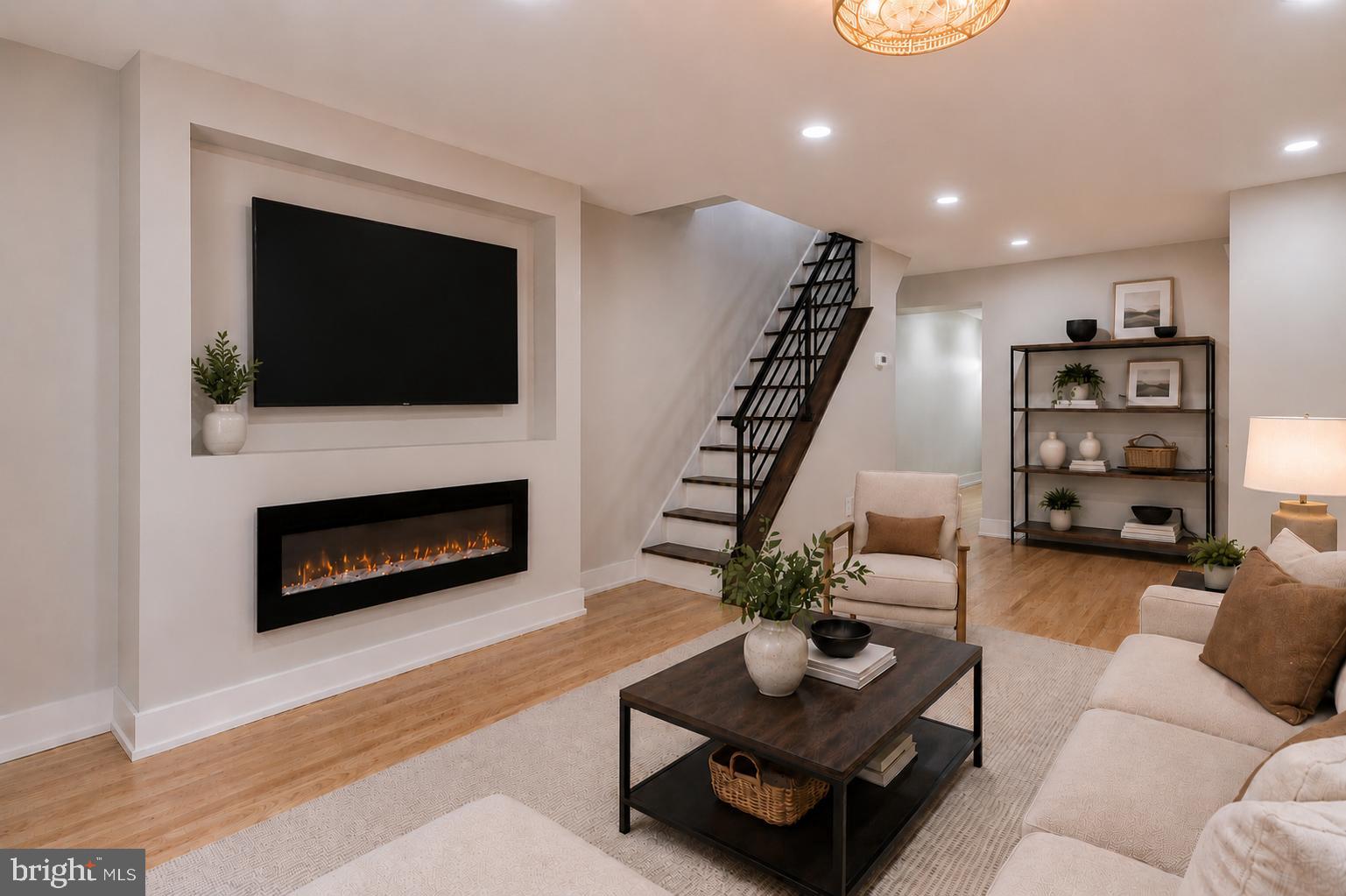 PORT RICHMOND - Residential