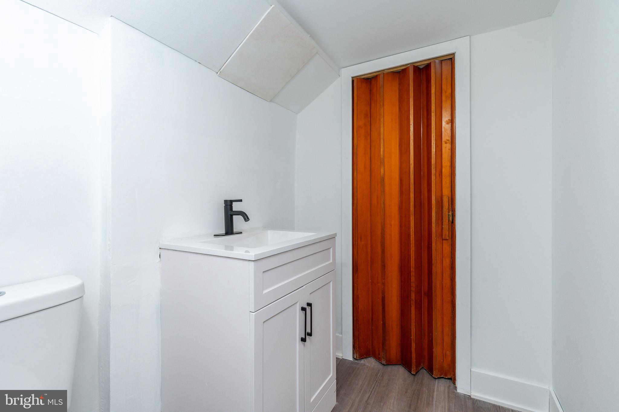 OVERBROOK - Residential