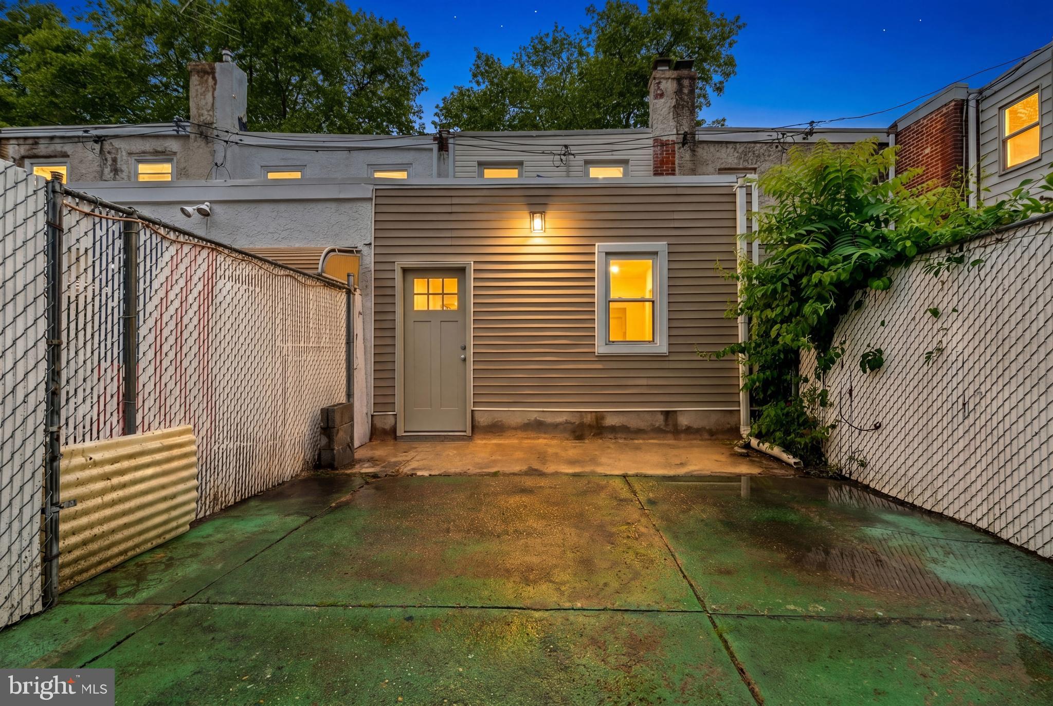 OVERBROOK - Residential