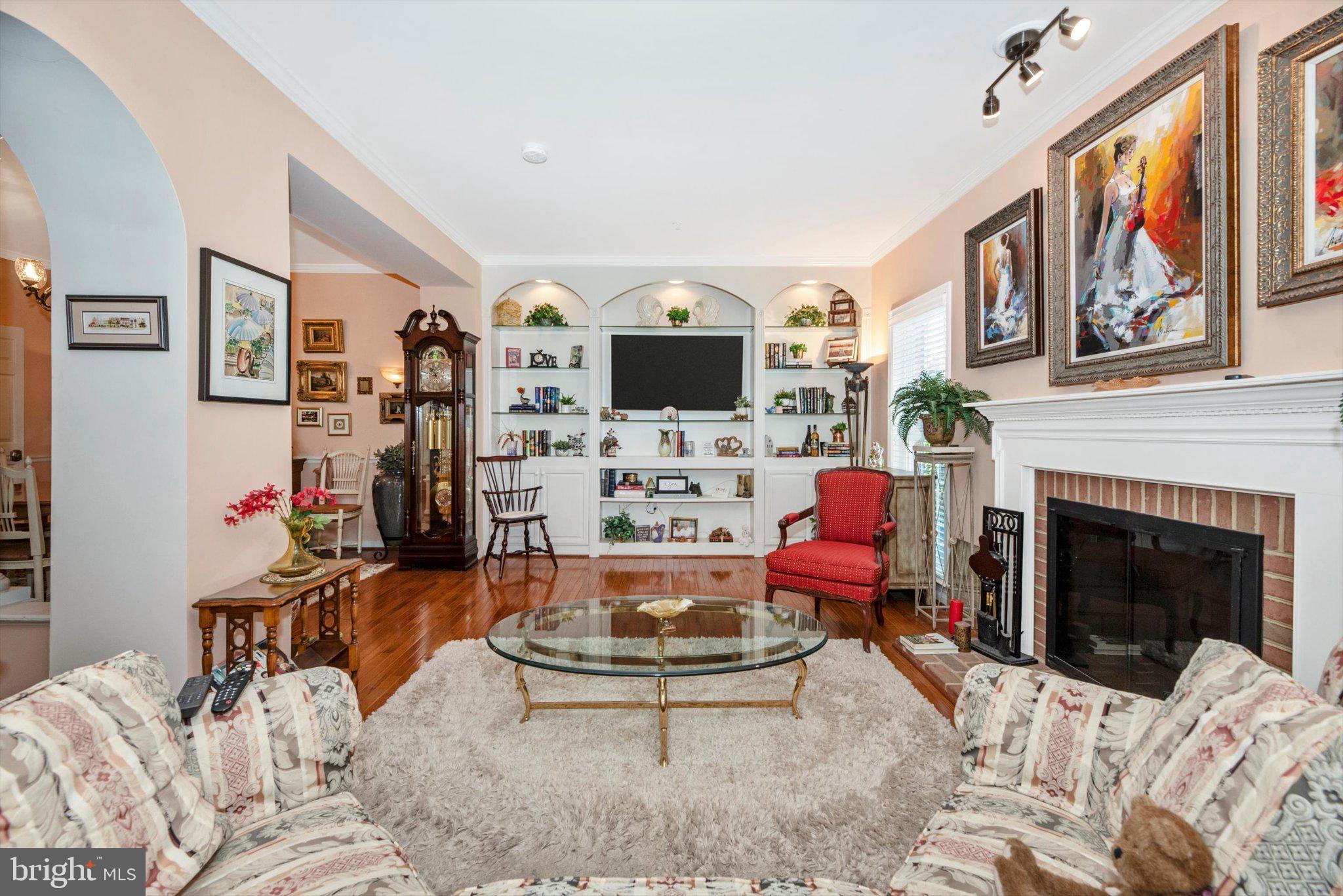 WORMANS MILL - Residential