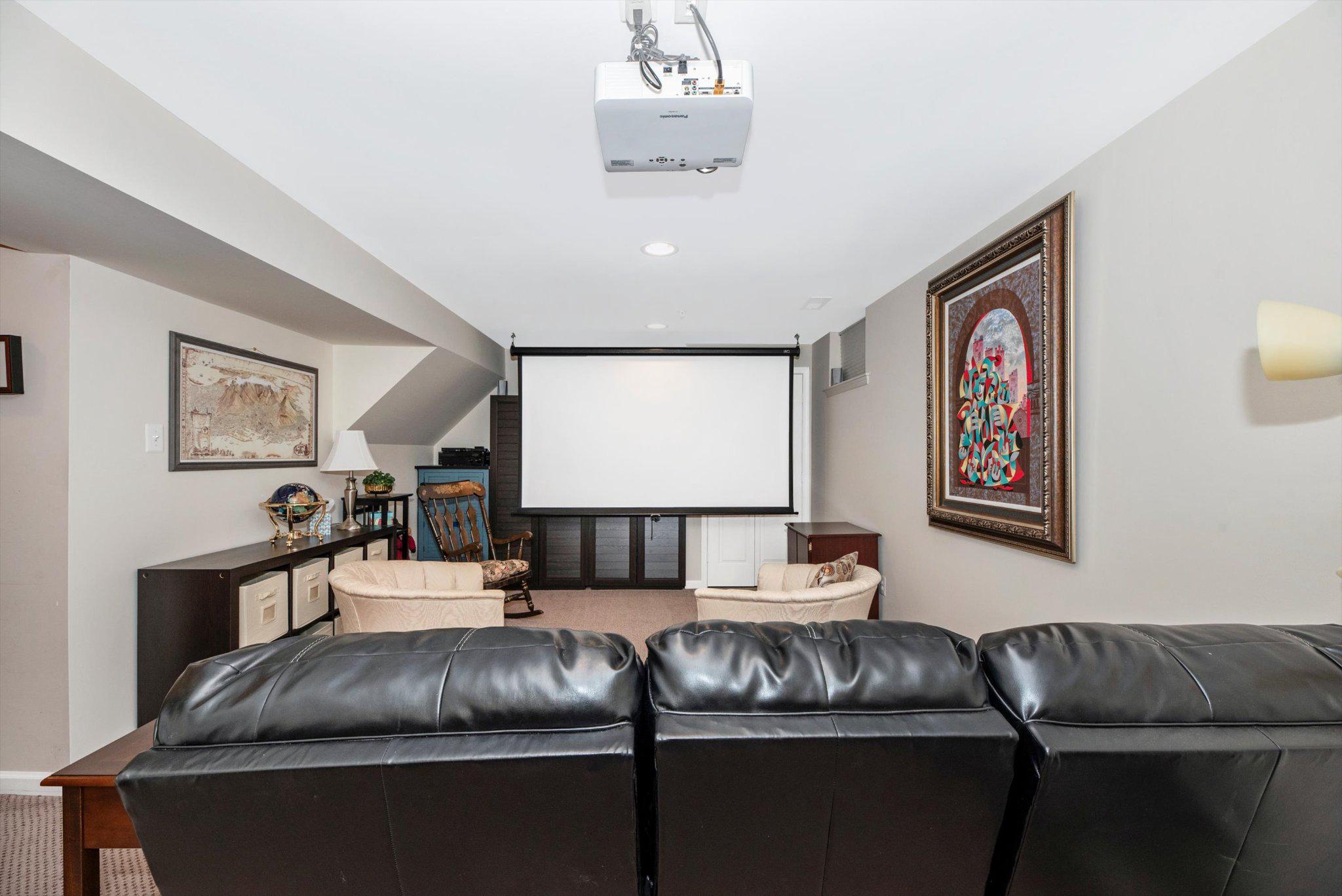 WORMANS MILL - Residential