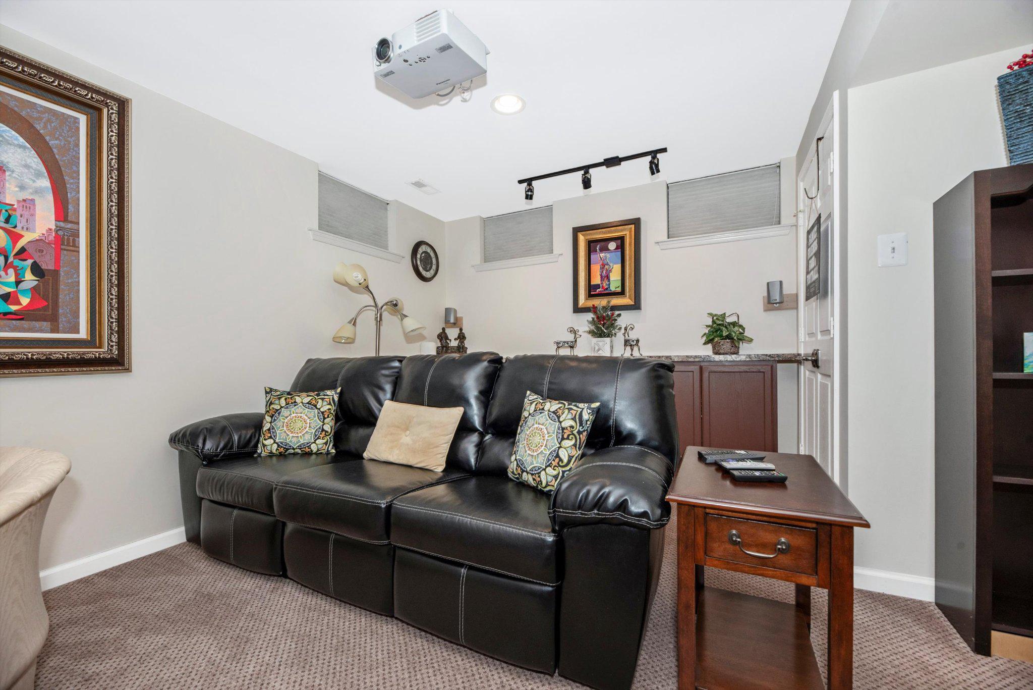 WORMANS MILL - Residential