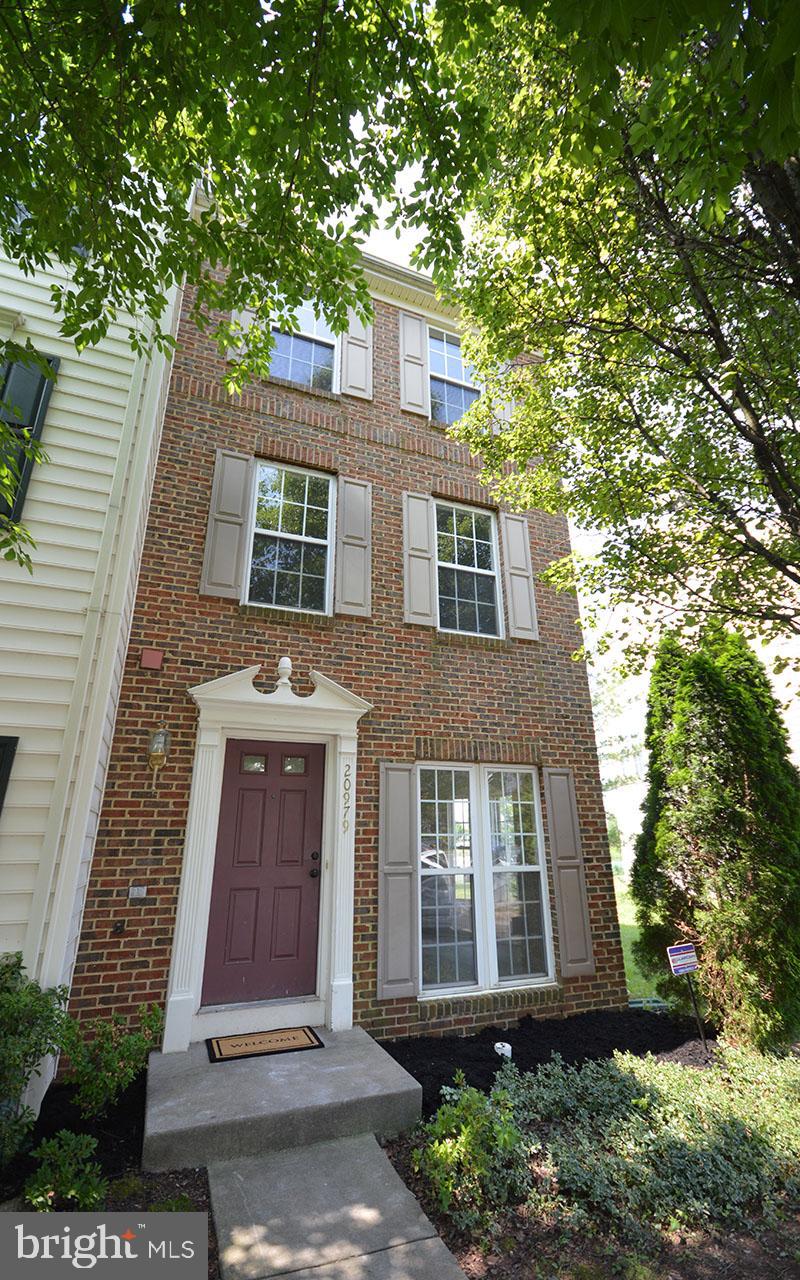 Beautiful, modern end-unit townhome with amazing WATER VIEWS! Loaded with upgrades and extras, this stunning home features 3 bedrooms, 3.5 baths, newer appliances, updated countertops, fresh paint, and new carpet throughout. Enjoy the cozy gas fireplace in the family room, a custom patio, fenced yard with gate, and a spacious primary suite with vaulted ceilings. Includes washer & dryer, gas heat, and gas cooking. Located in sought-after Ashburn Village, offering award-winning schools, swim club, fitness amenities, trails, lakes, and so much more. Don’t miss this opportunity — this one won’t last!