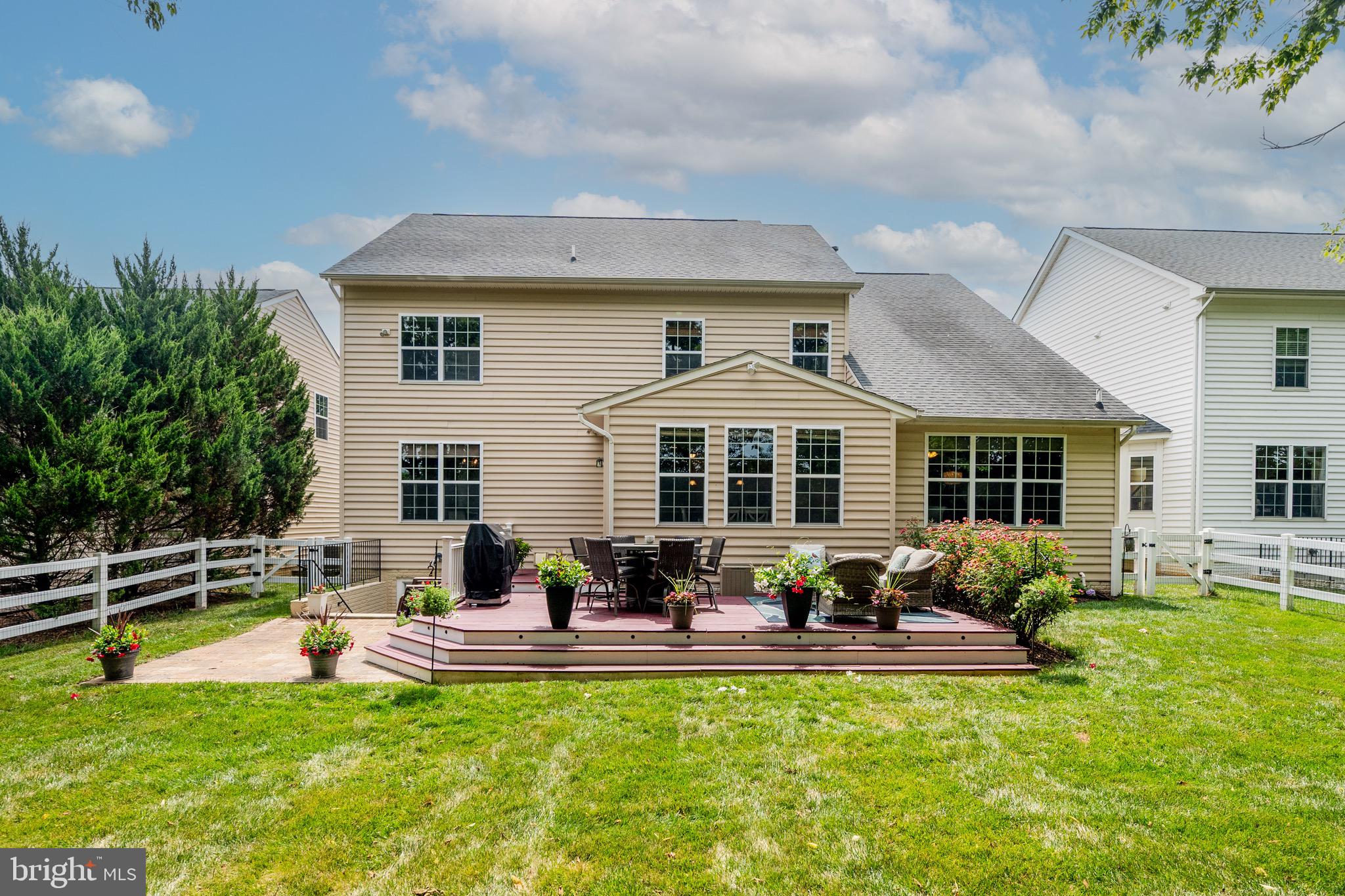 LINTON AT BALLENGER - Residential