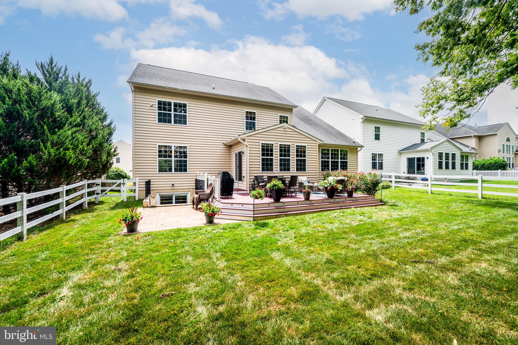 LINTON AT BALLENGER - Residential