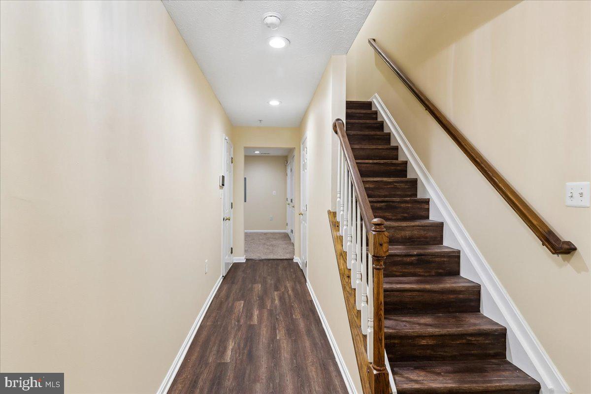 TINKERS CREEK - Residential