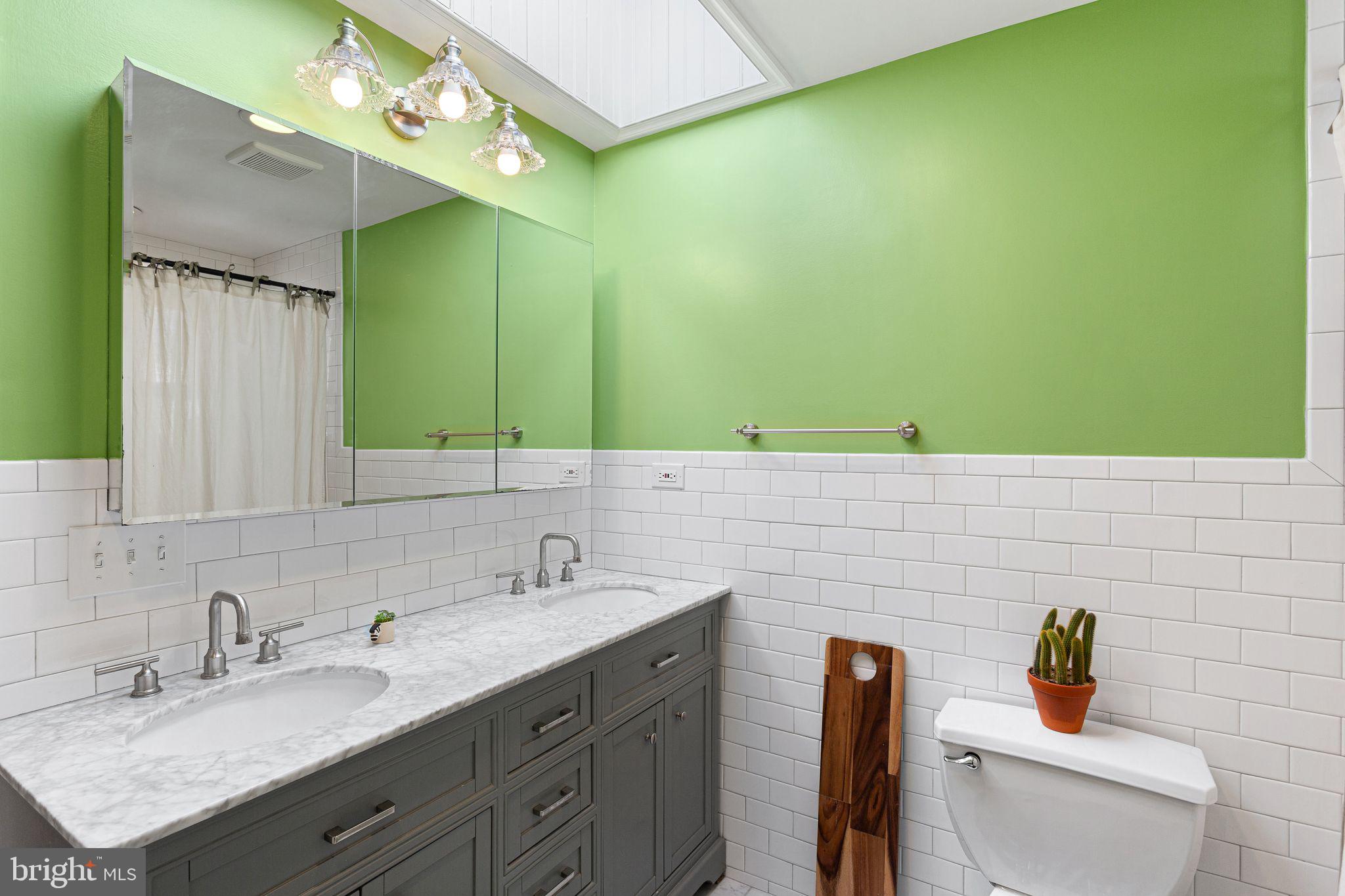 FAIRMOUNT - Residential