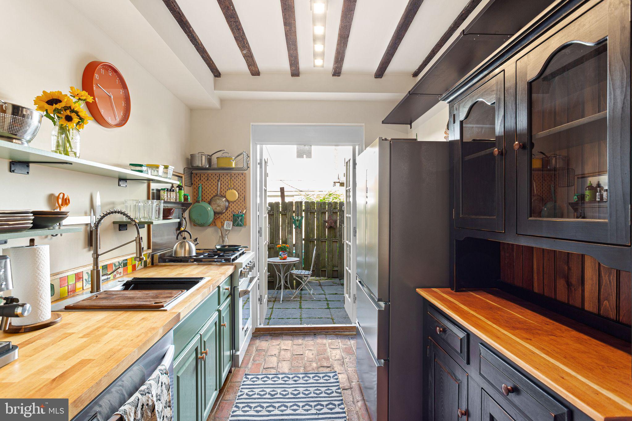 FAIRMOUNT - Residential