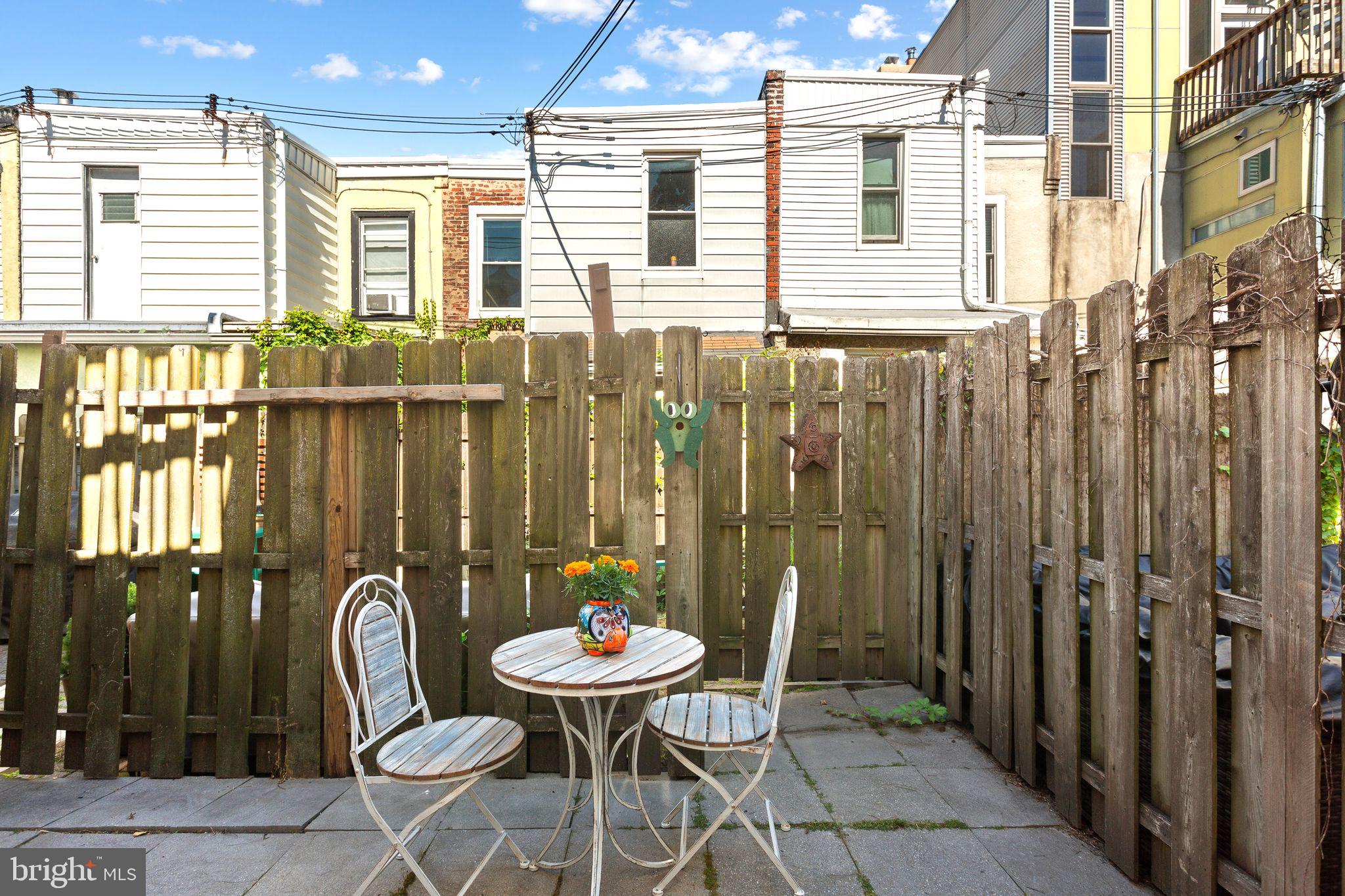 FAIRMOUNT - Residential
