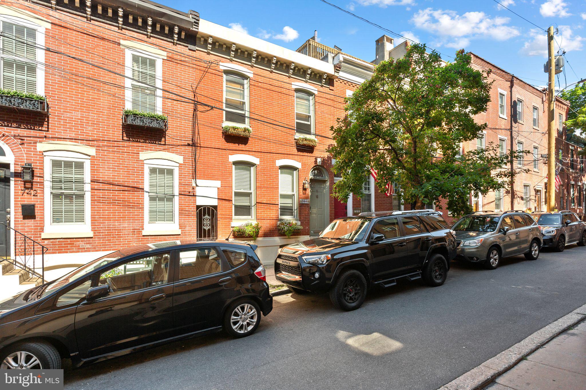 FAIRMOUNT - Residential