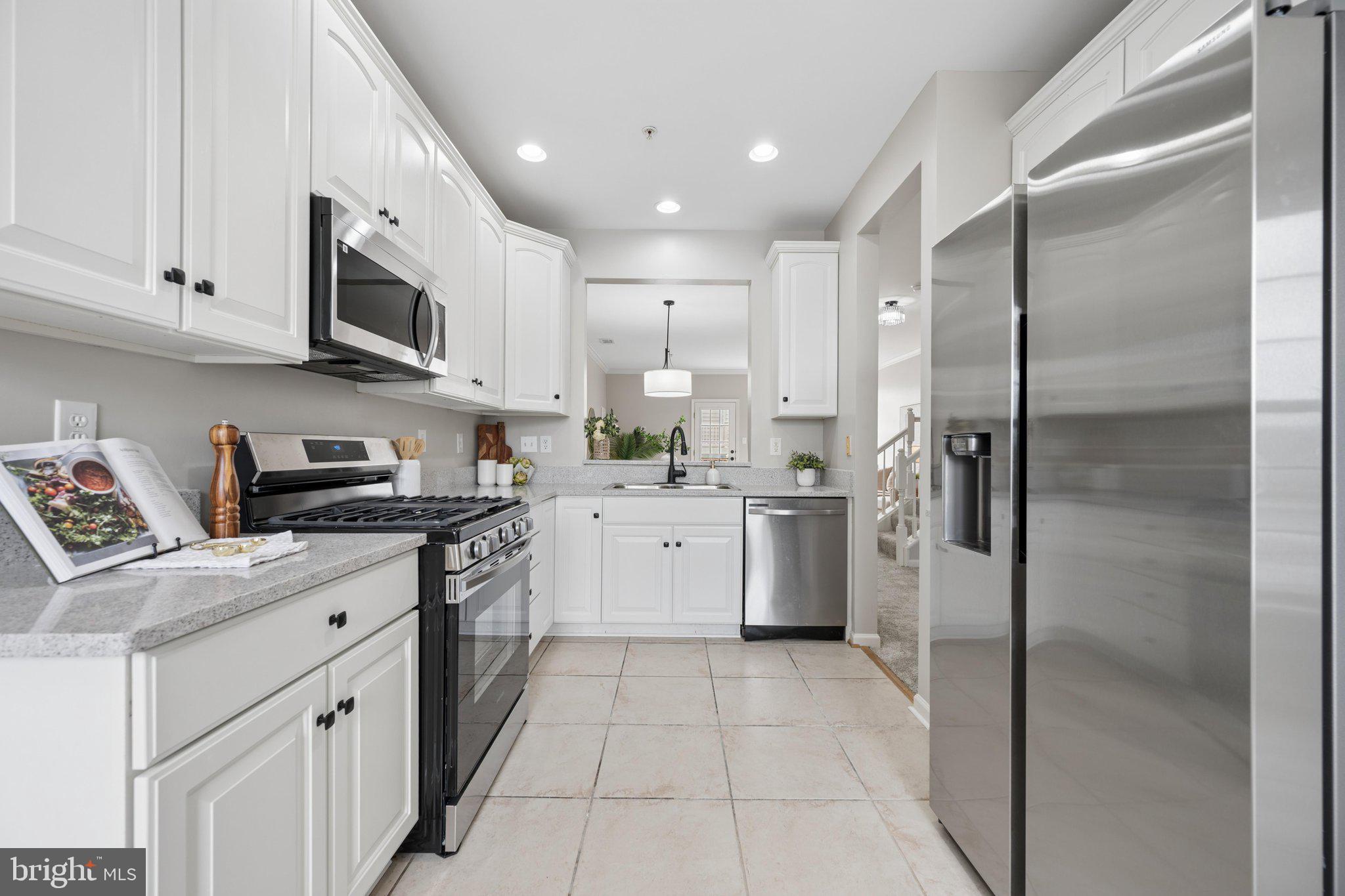 BALLENGER CROSSING CONDO - Residential