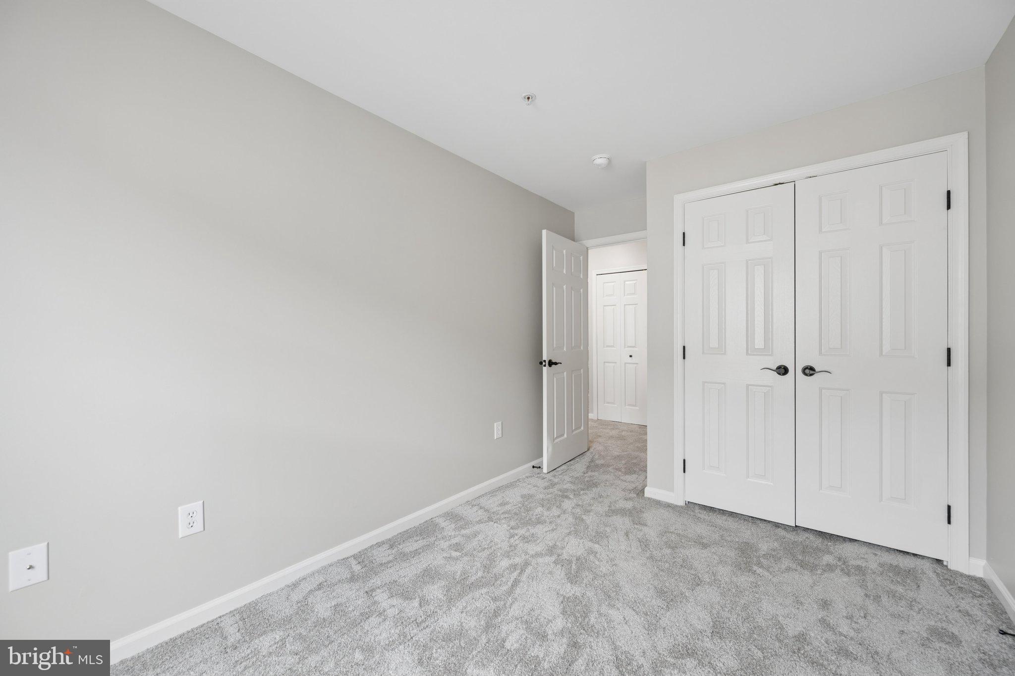 BALLENGER CROSSING CONDO - Residential
