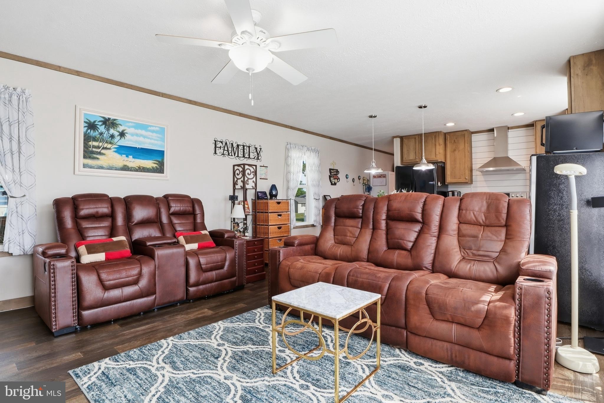 THUNDERBIRD TERRACE - Residential