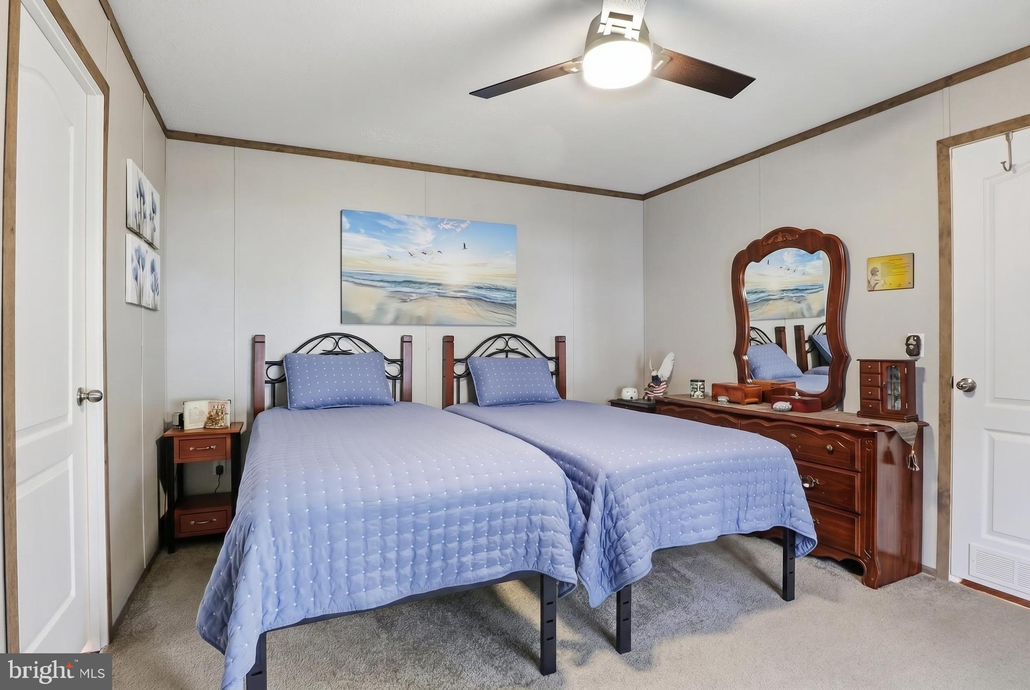 THUNDERBIRD TERRACE - Residential