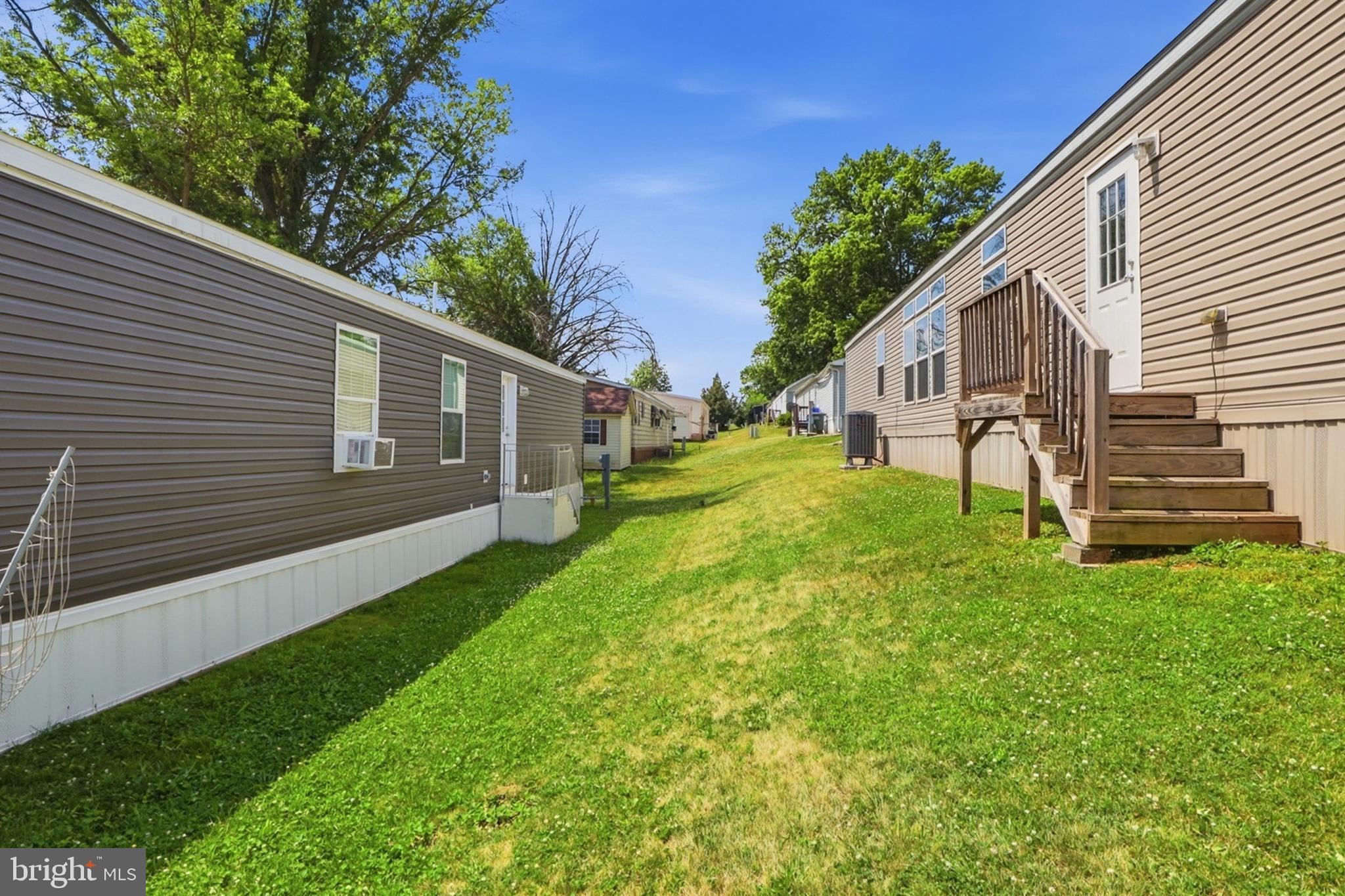 THUNDERBIRD TERRACE - Residential