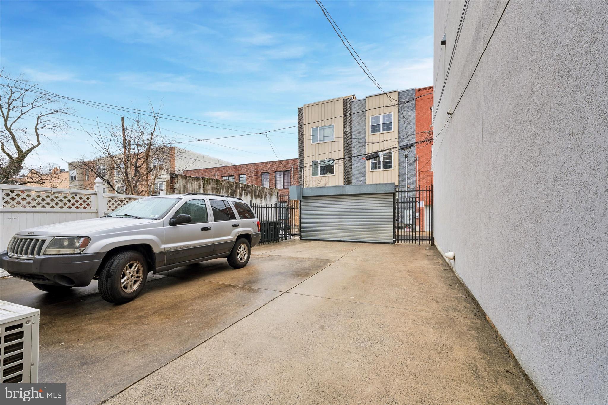 CALLOWHILL - Residential