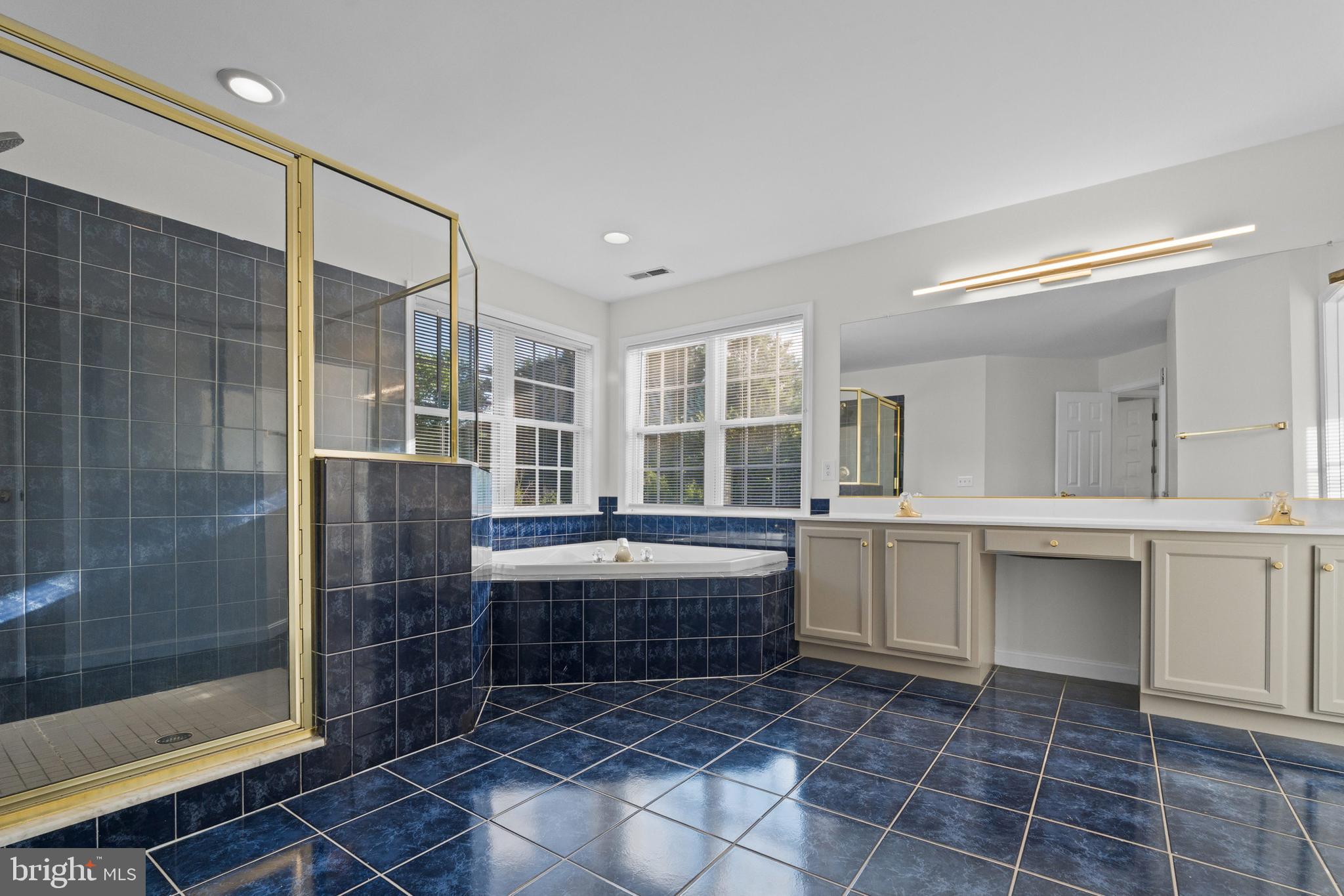 WOODFORDS GRANT - Residential