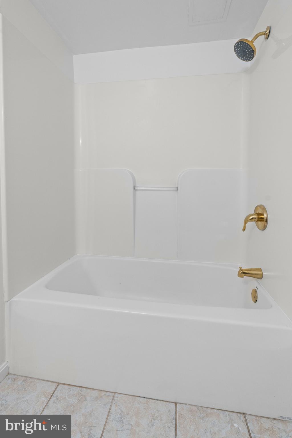 WOODFORDS GRANT - Residential