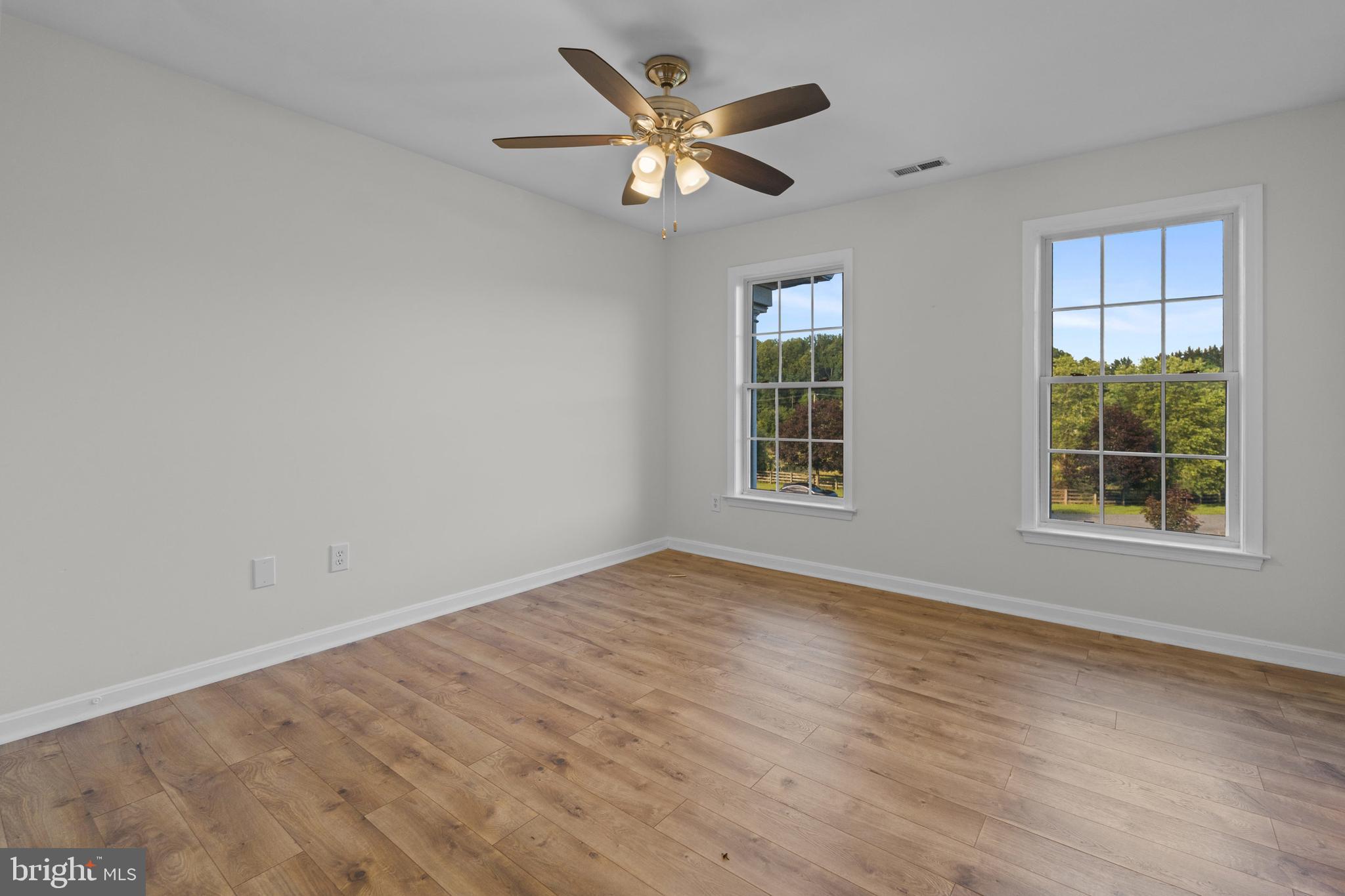 WOODFORDS GRANT - Residential