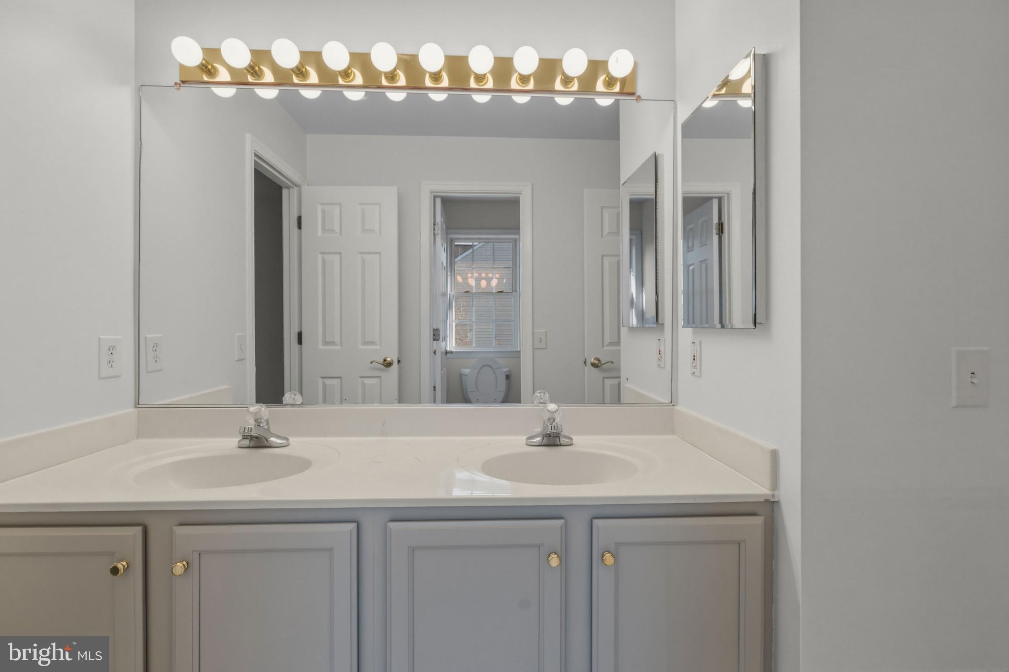 WOODFORDS GRANT - Residential