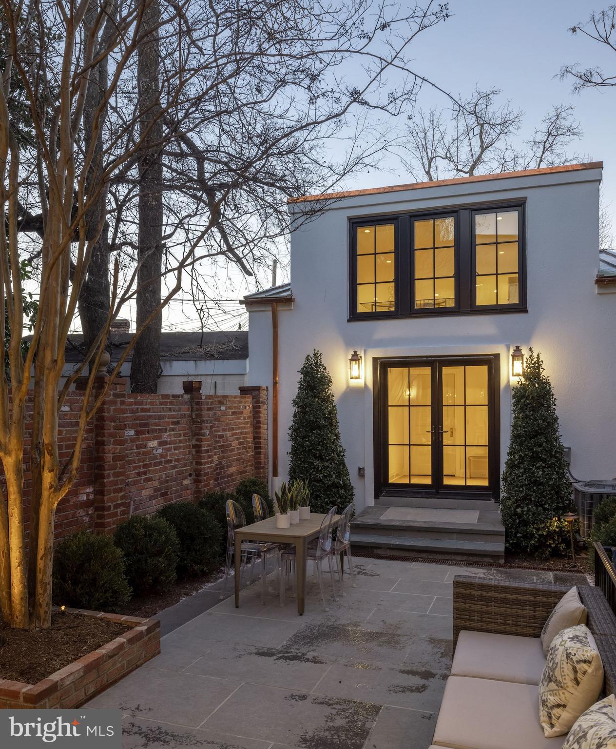 GEORGETOWN - Residential