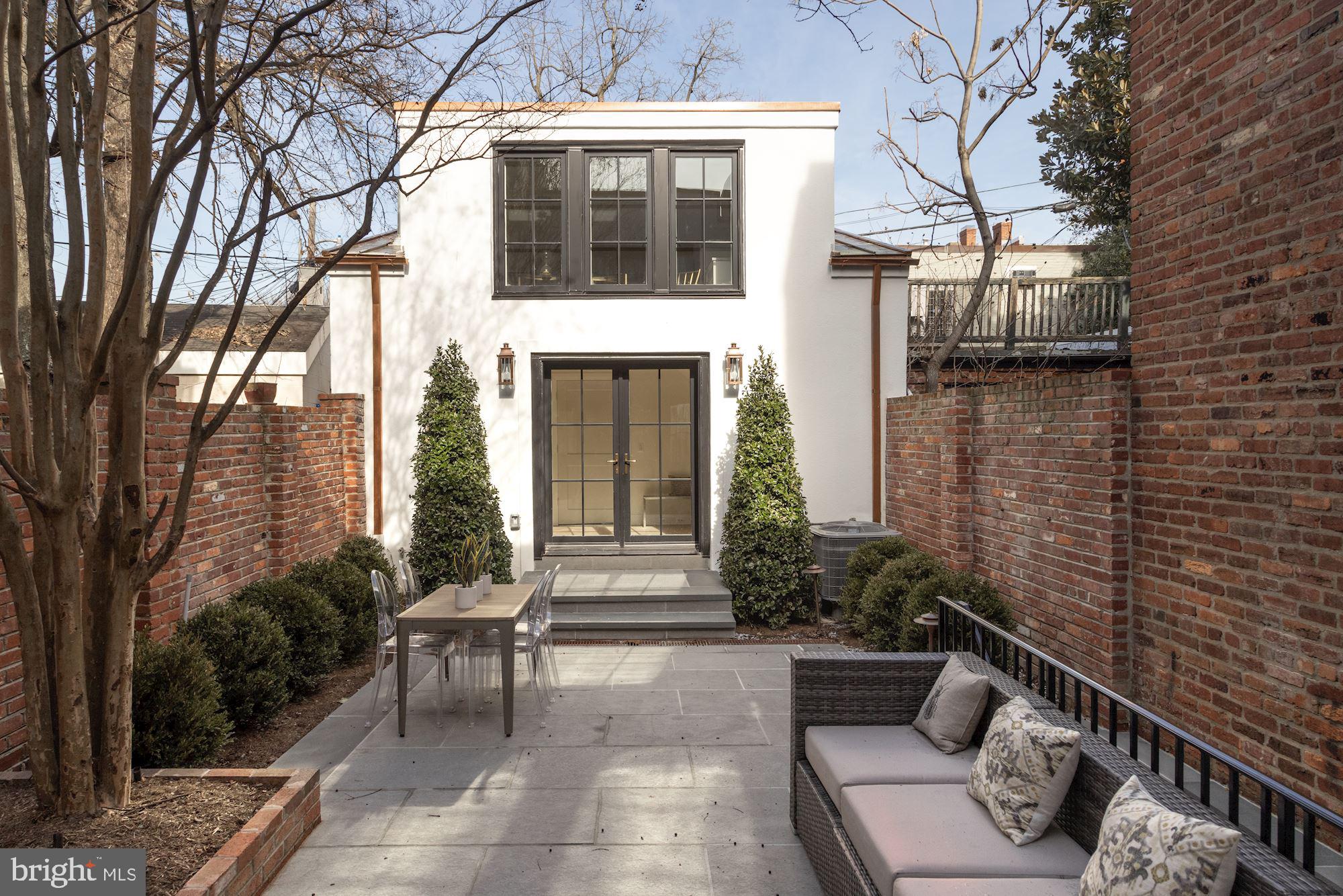 GEORGETOWN - Residential