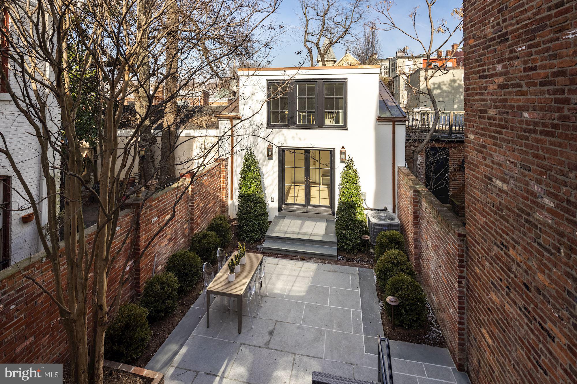 GEORGETOWN - Residential