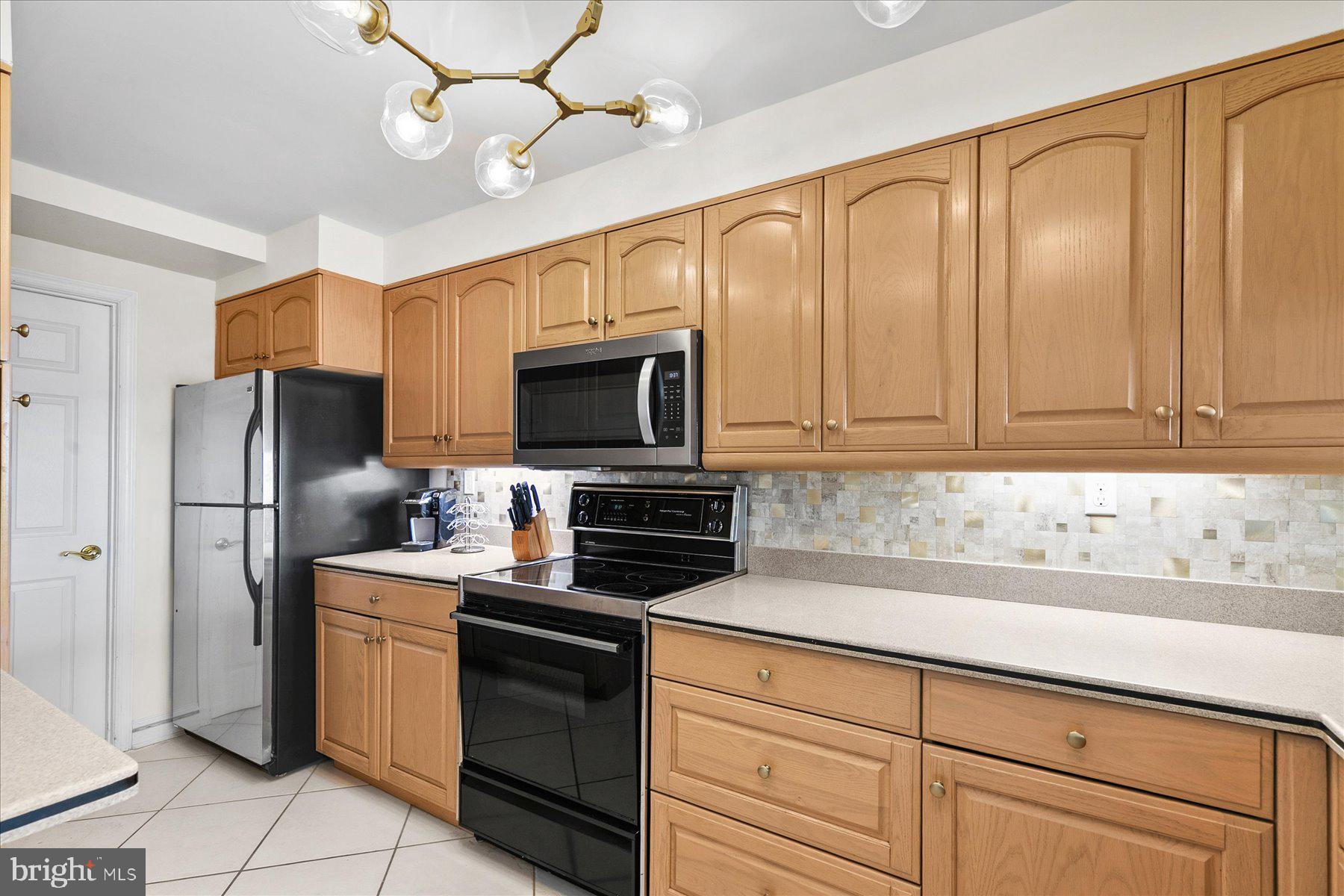 SEA COLONY EAST - Residential