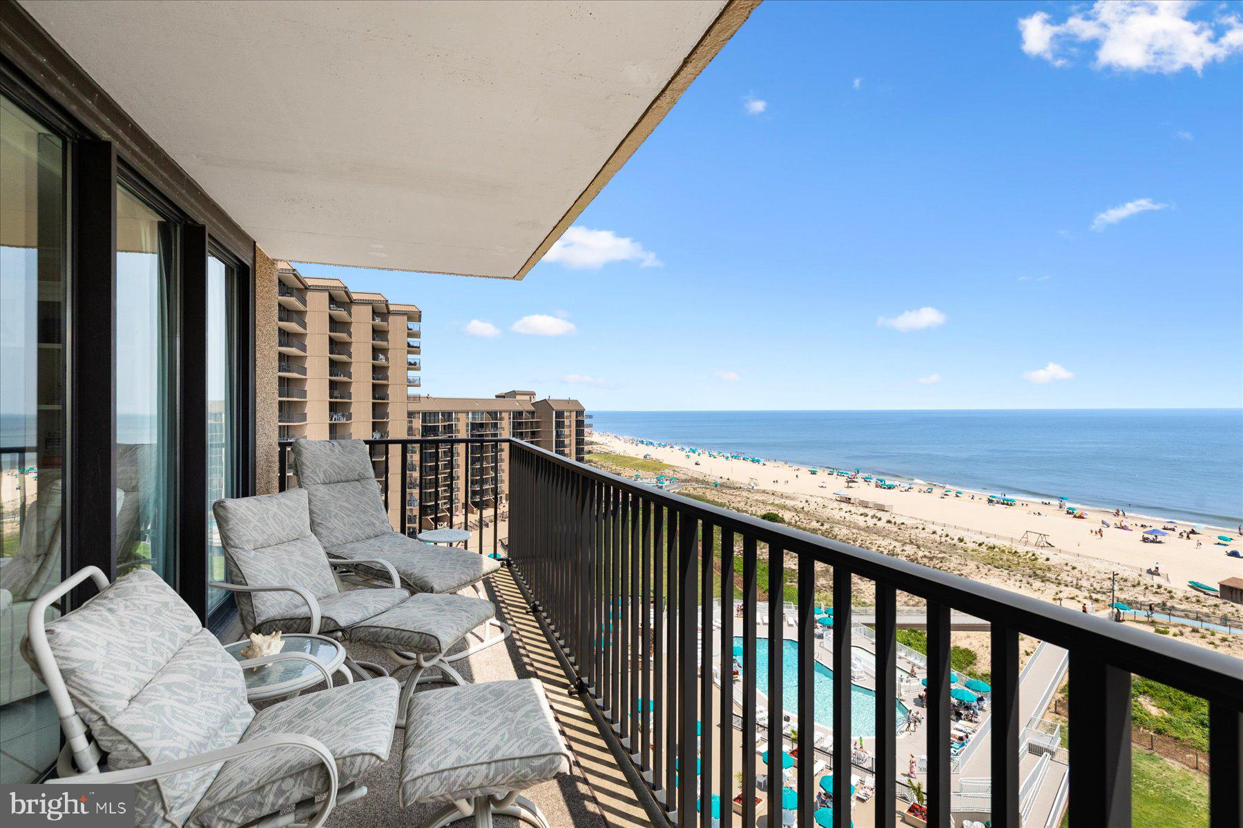SEA COLONY EAST - Residential