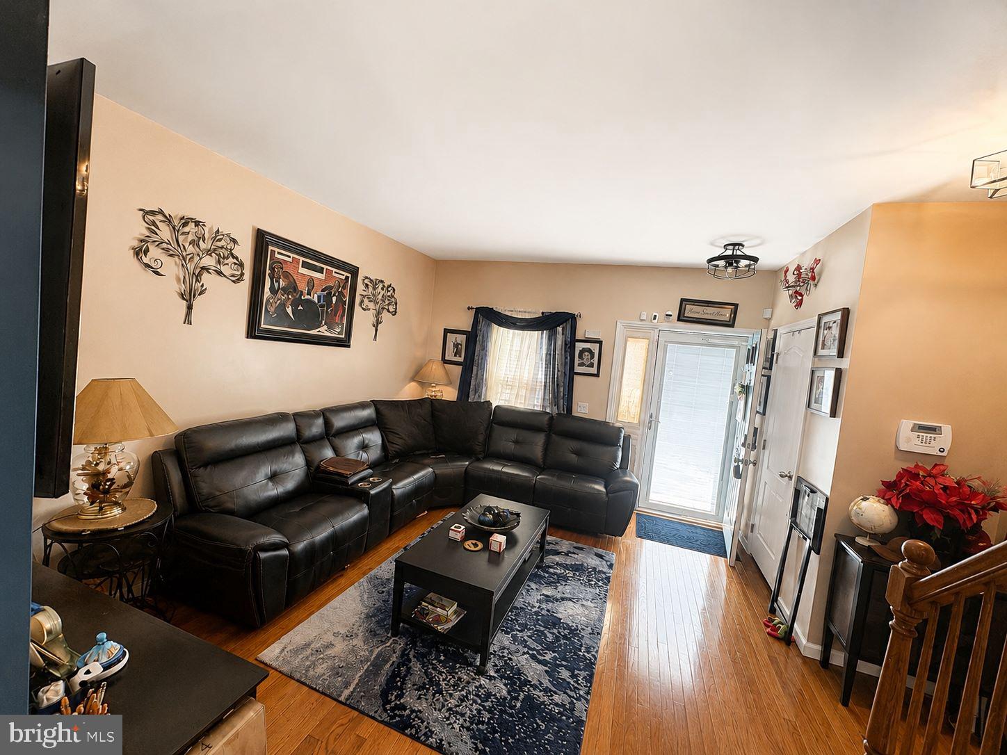 PORT RICHMOND - Residential
