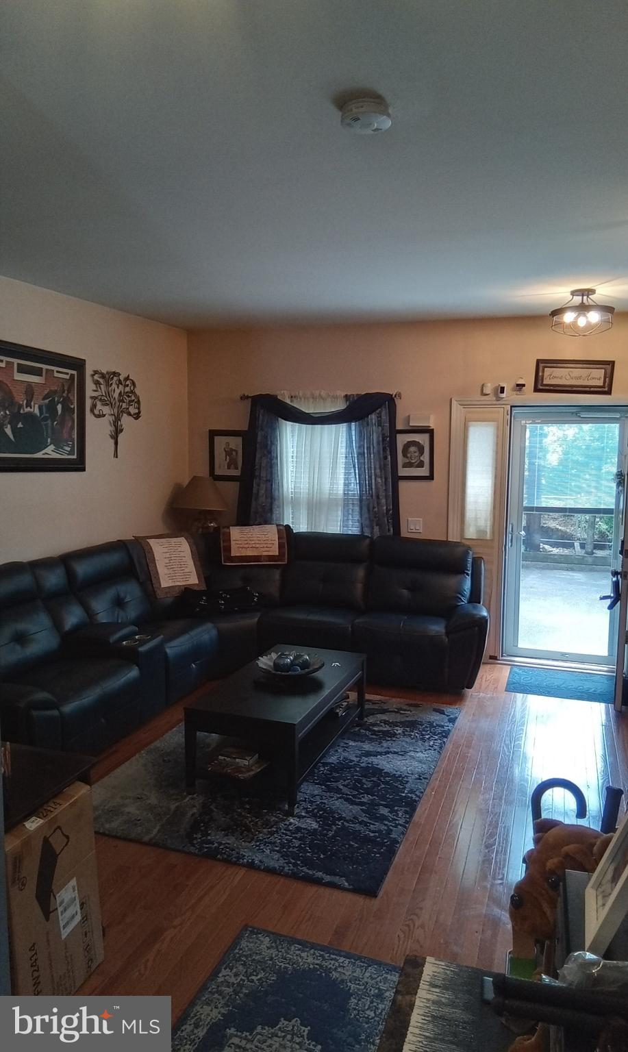 PORT RICHMOND - Residential
