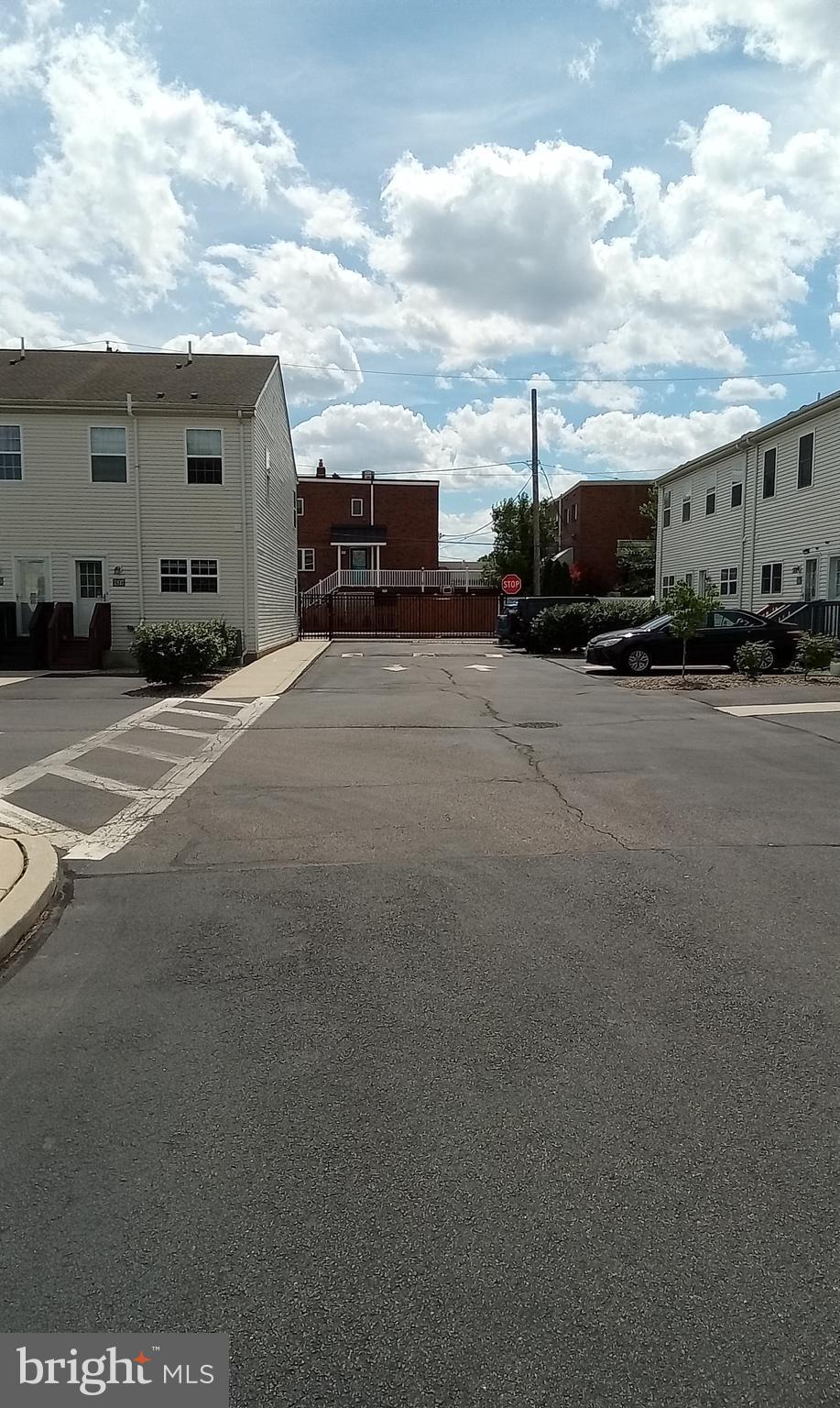 PORT RICHMOND - Residential