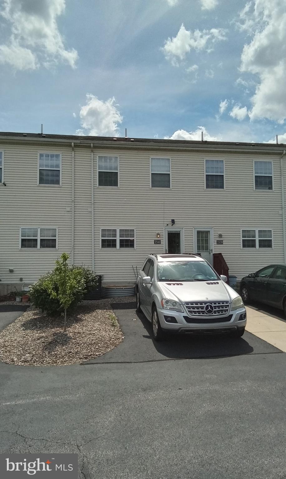 PORT RICHMOND - Residential
