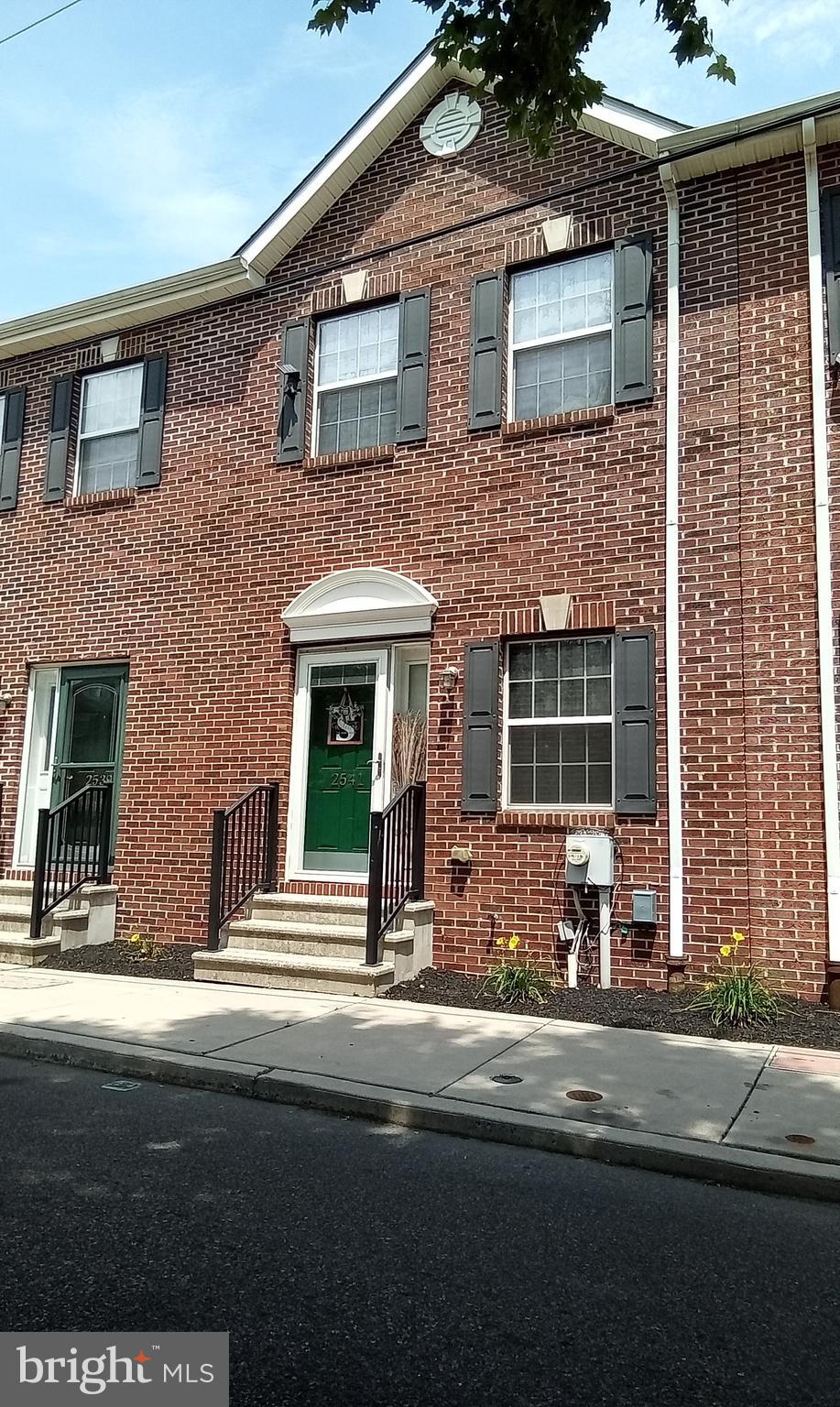 PORT RICHMOND - Residential
