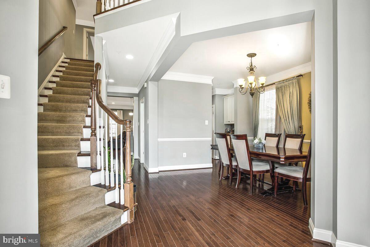 CHAPEL GLEN - Residential