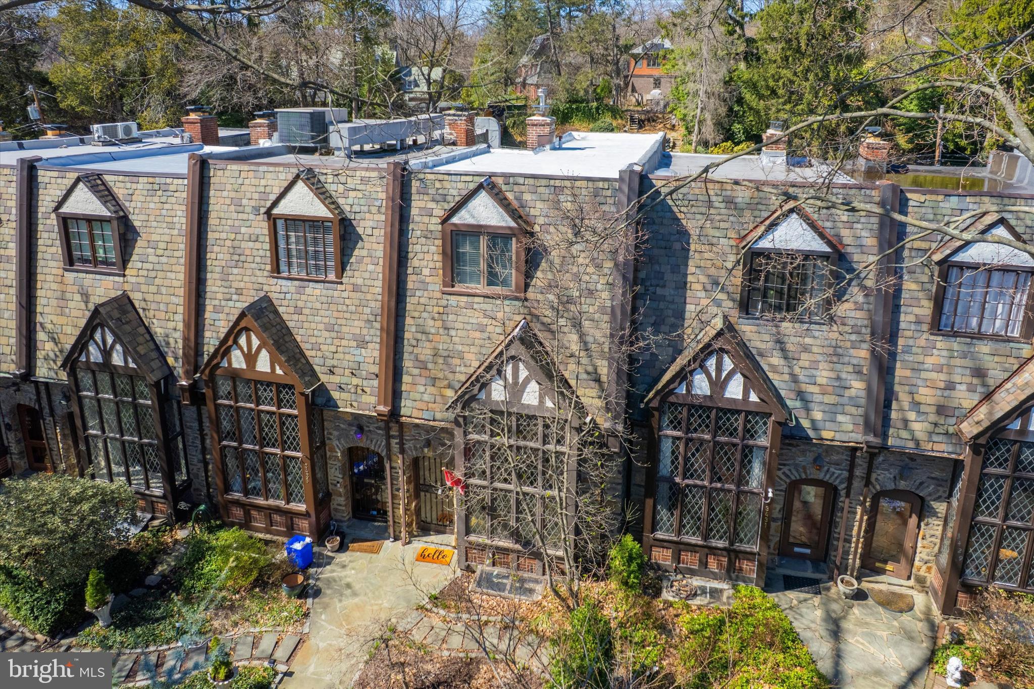 EAST FALLS - Residential
