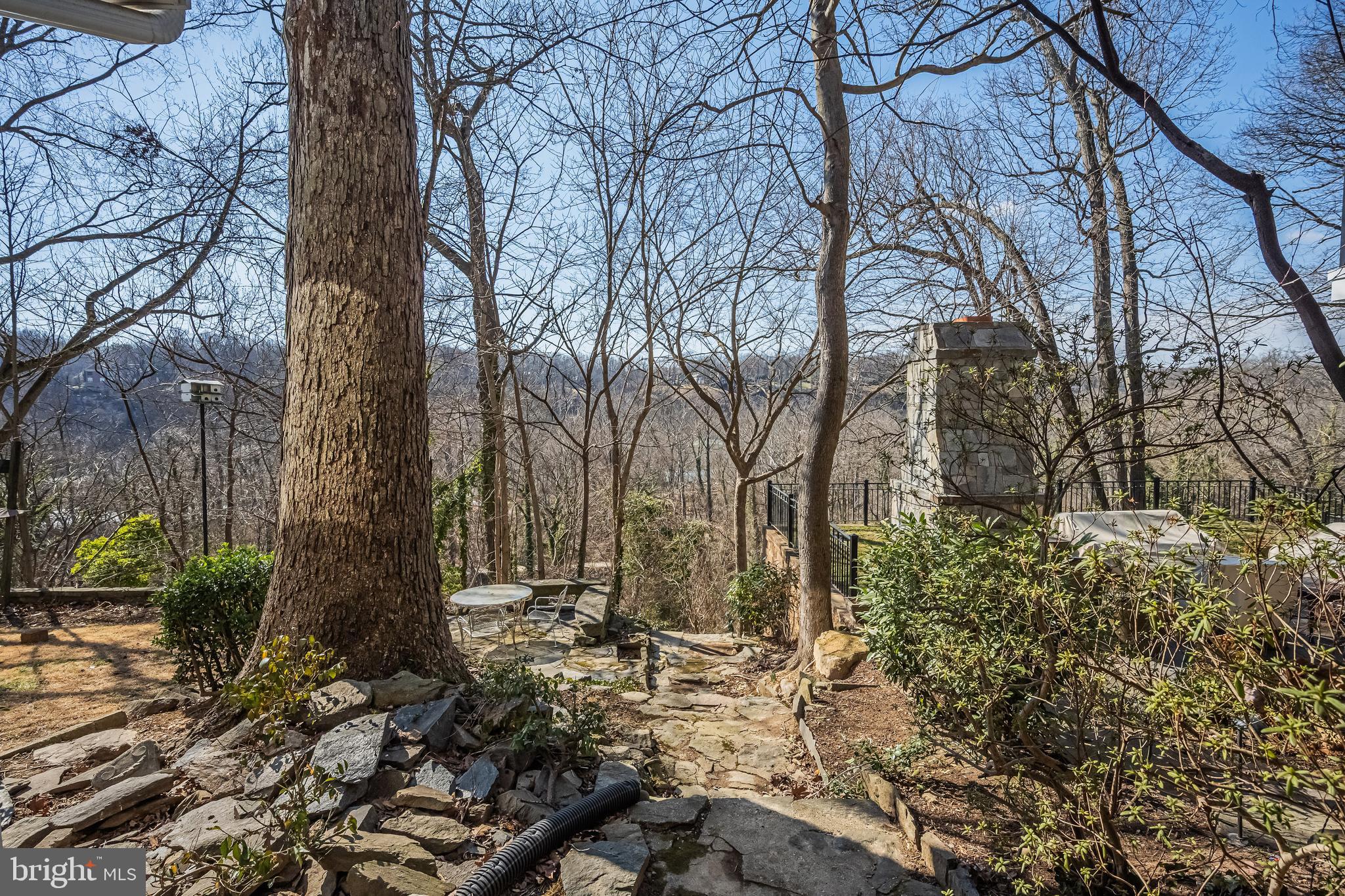 BROOKMONT - Residential