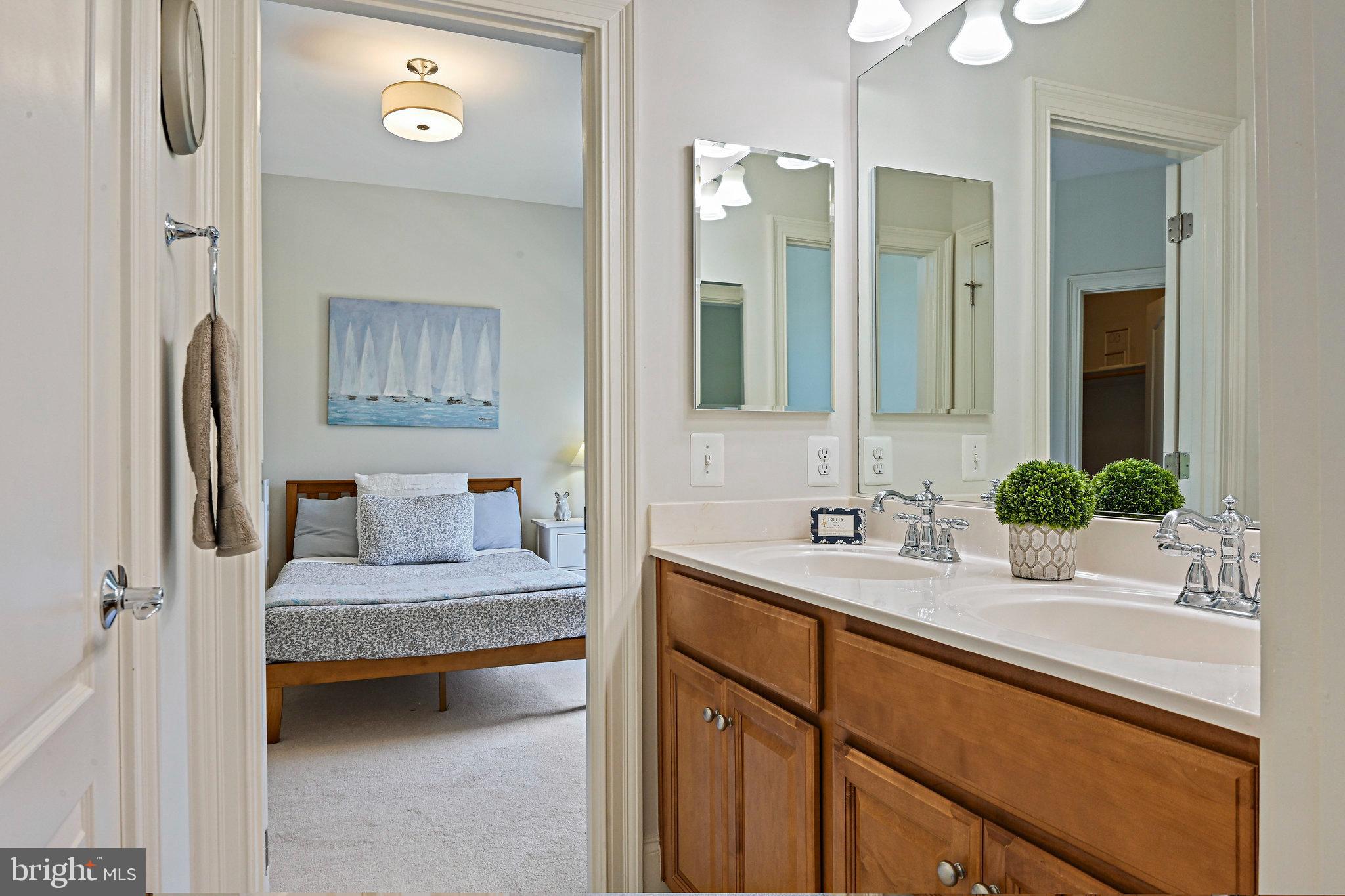 TYSONS CHASE - Residential