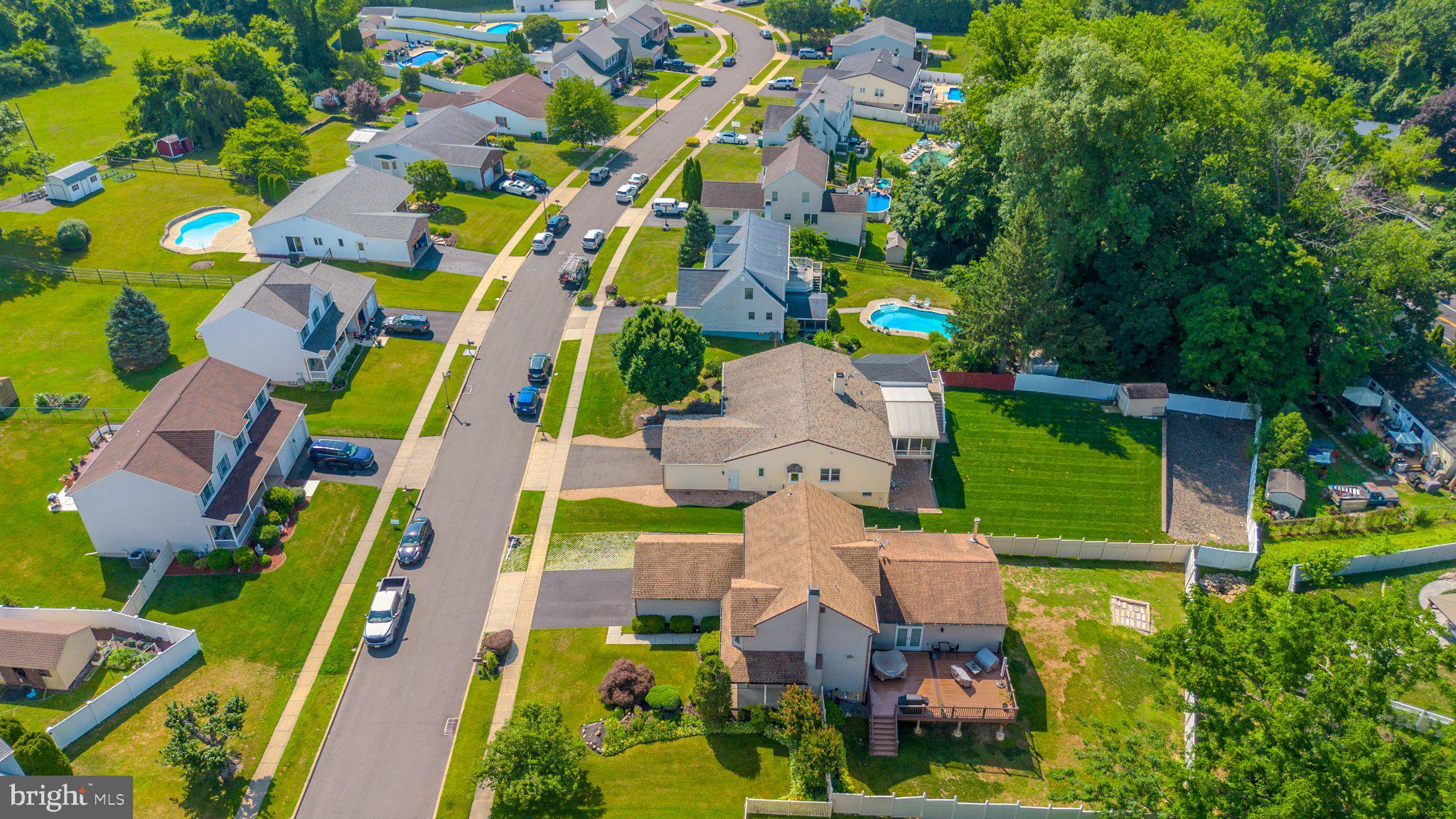 HIGHLAND PINES - Residential