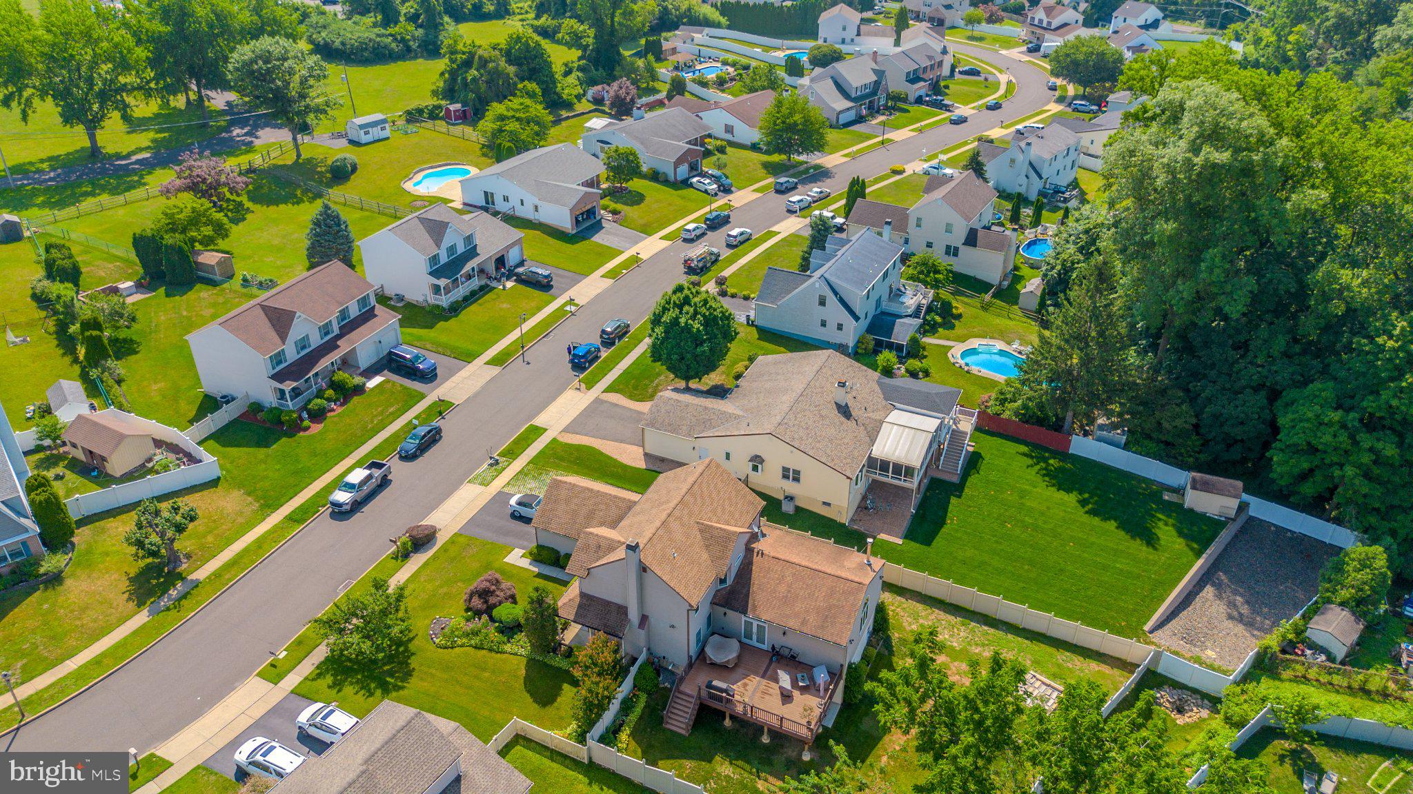 HIGHLAND PINES - Residential