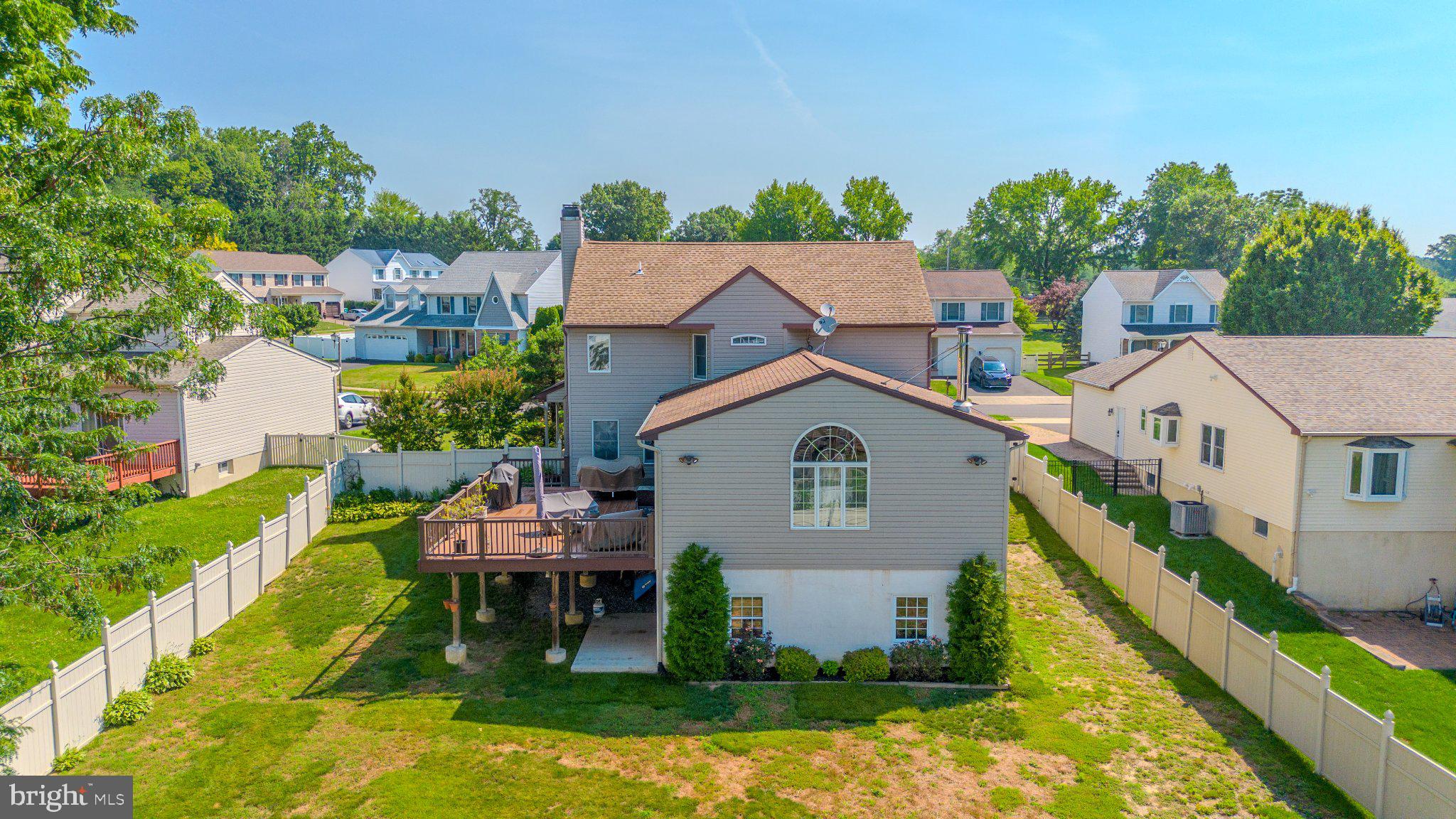 HIGHLAND PINES - Residential