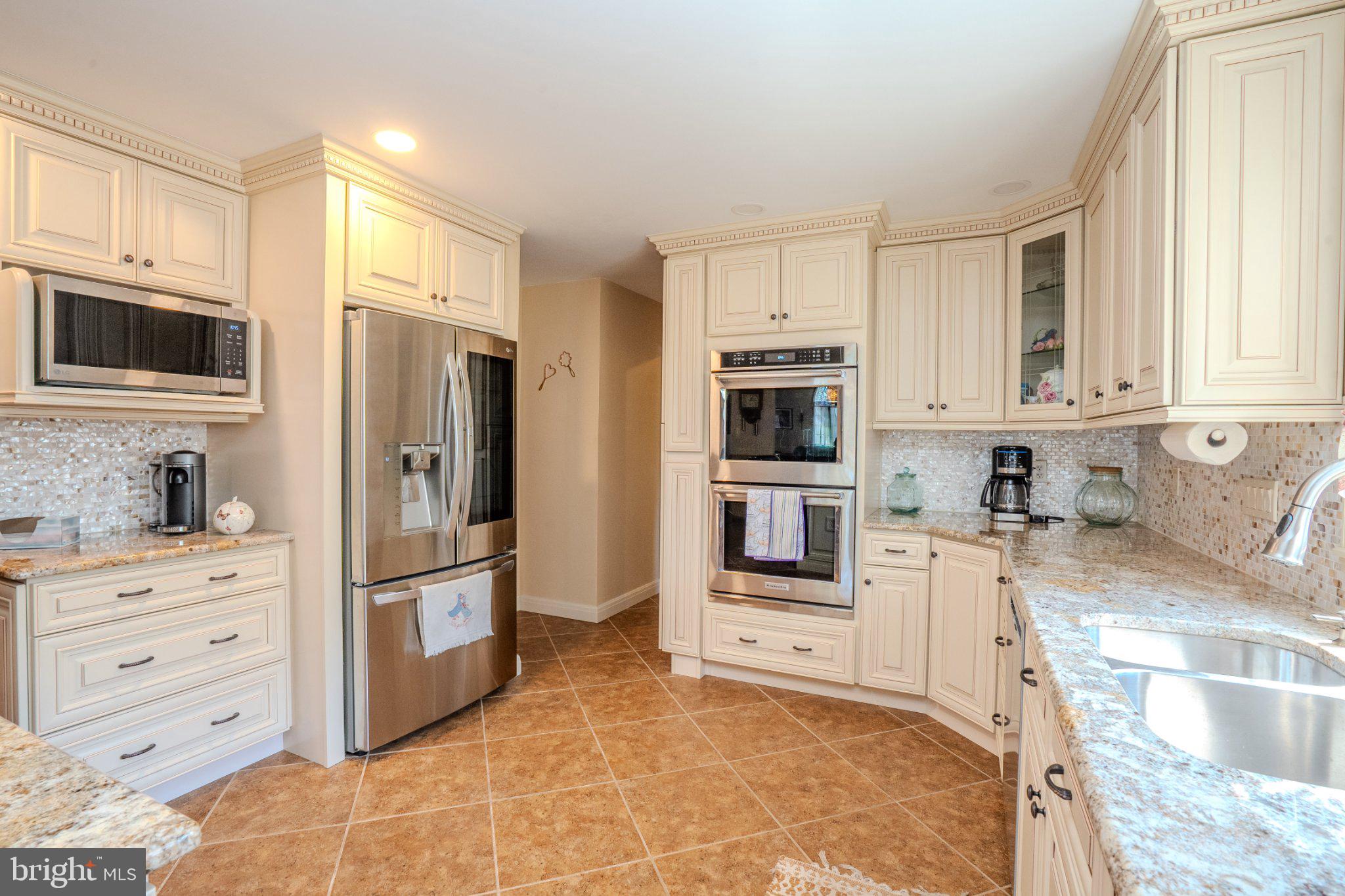 HIGHLAND PINES - Residential