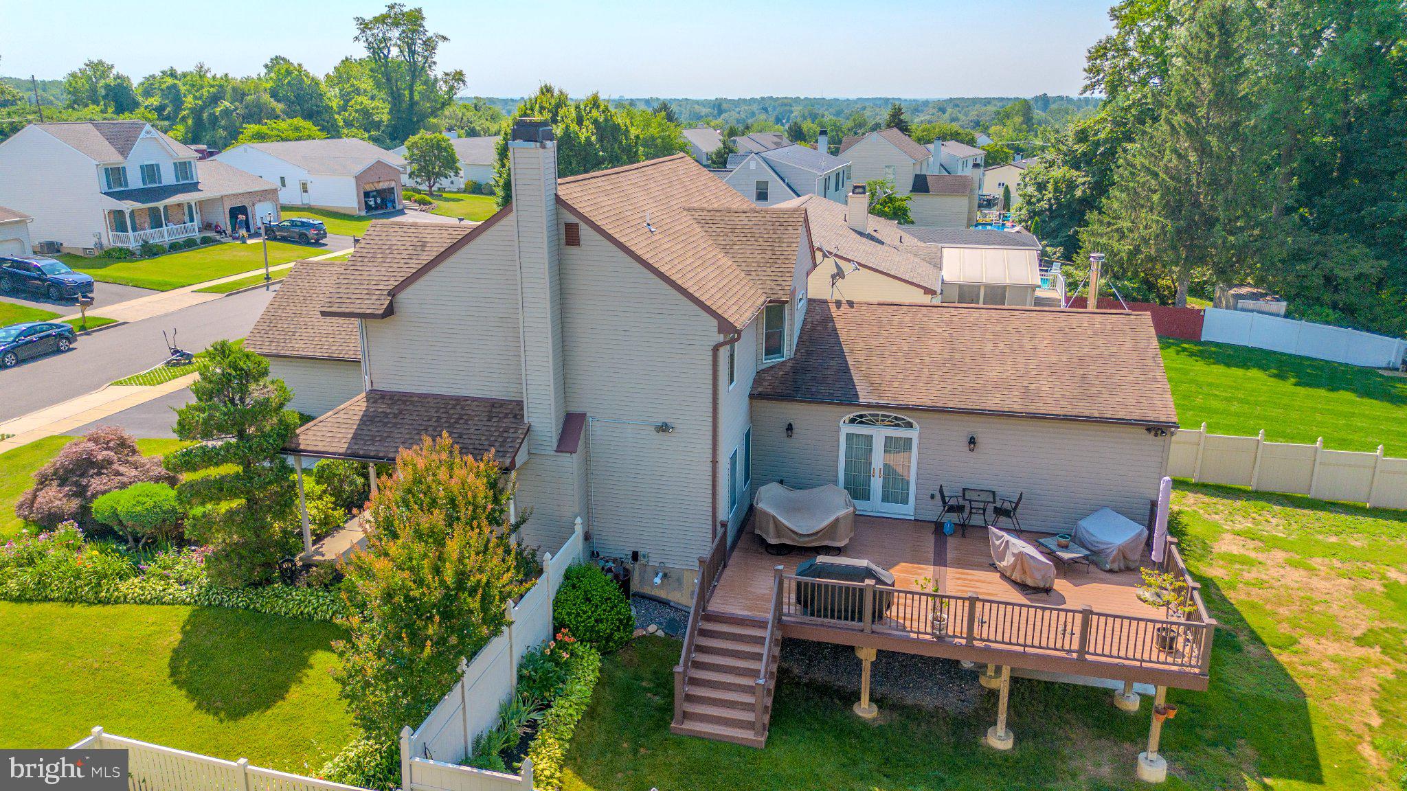 HIGHLAND PINES - Residential