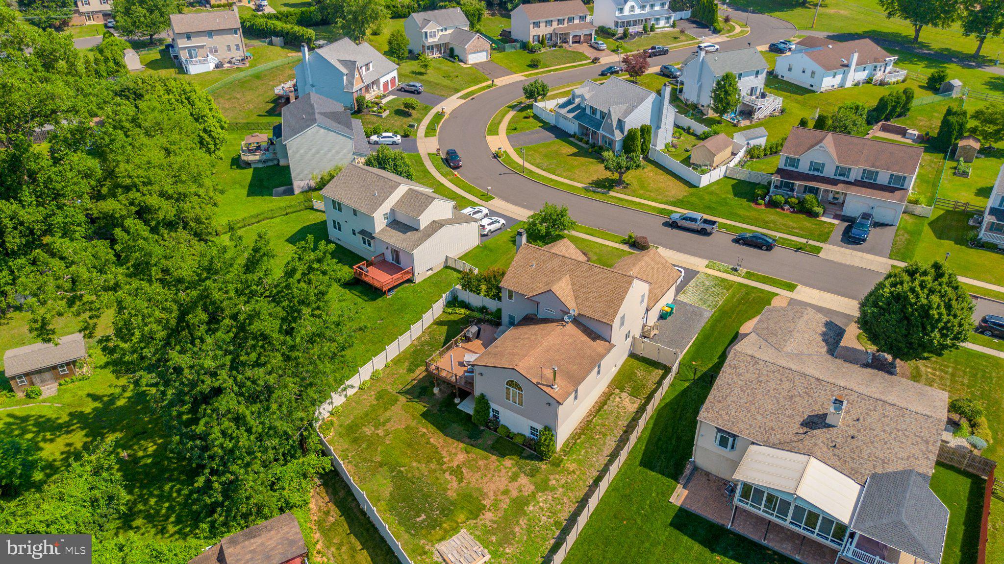 HIGHLAND PINES - Residential