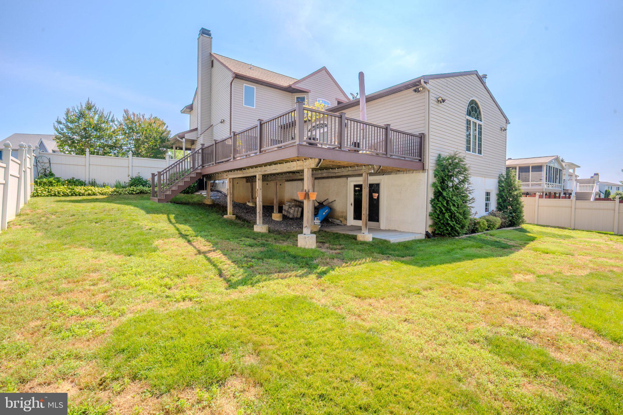 HIGHLAND PINES - Residential